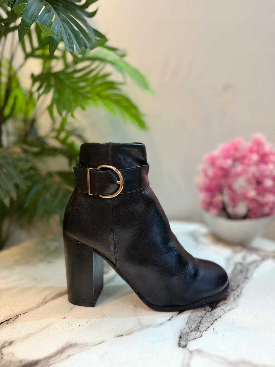 Black leather zipper ankle boot (Asos)