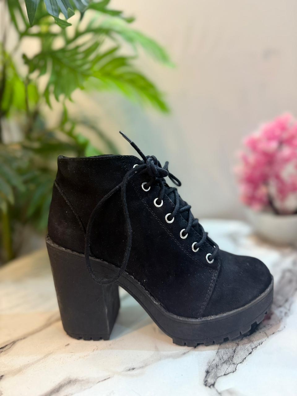 Black canvas laceup ankle boot (H&M)