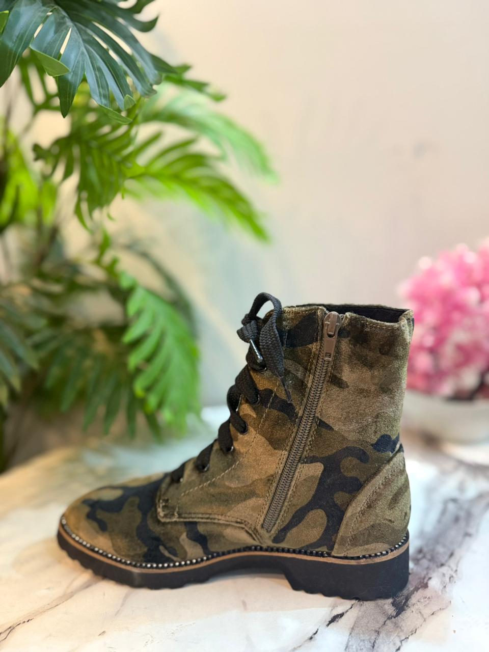 Green velvet laceup zipper ankle boot (La strada)