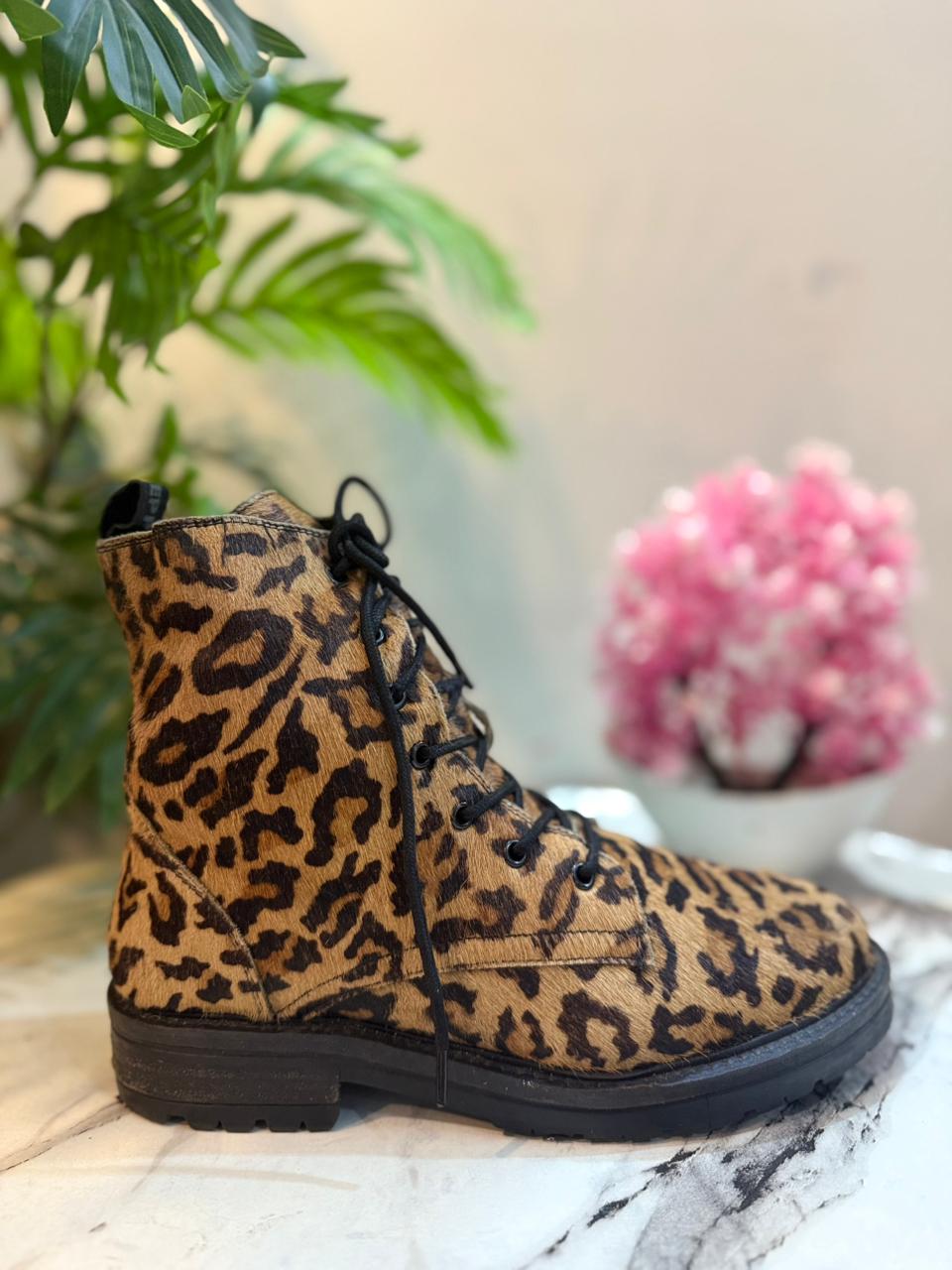 Cheetah print zipper ankle bot (Gios eppo)