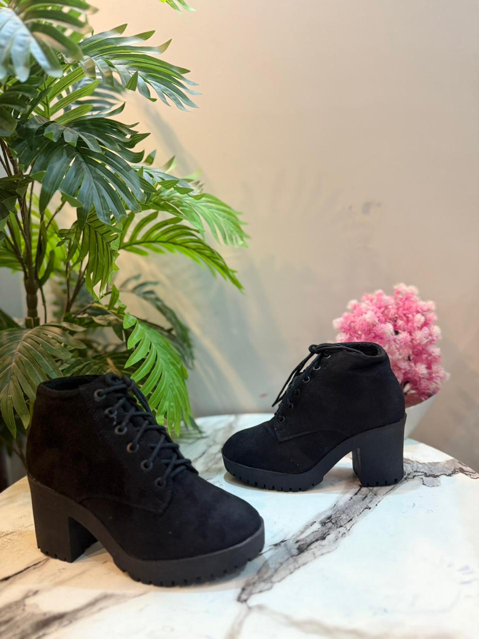 Black suede laceup ankle boot (Urban)
