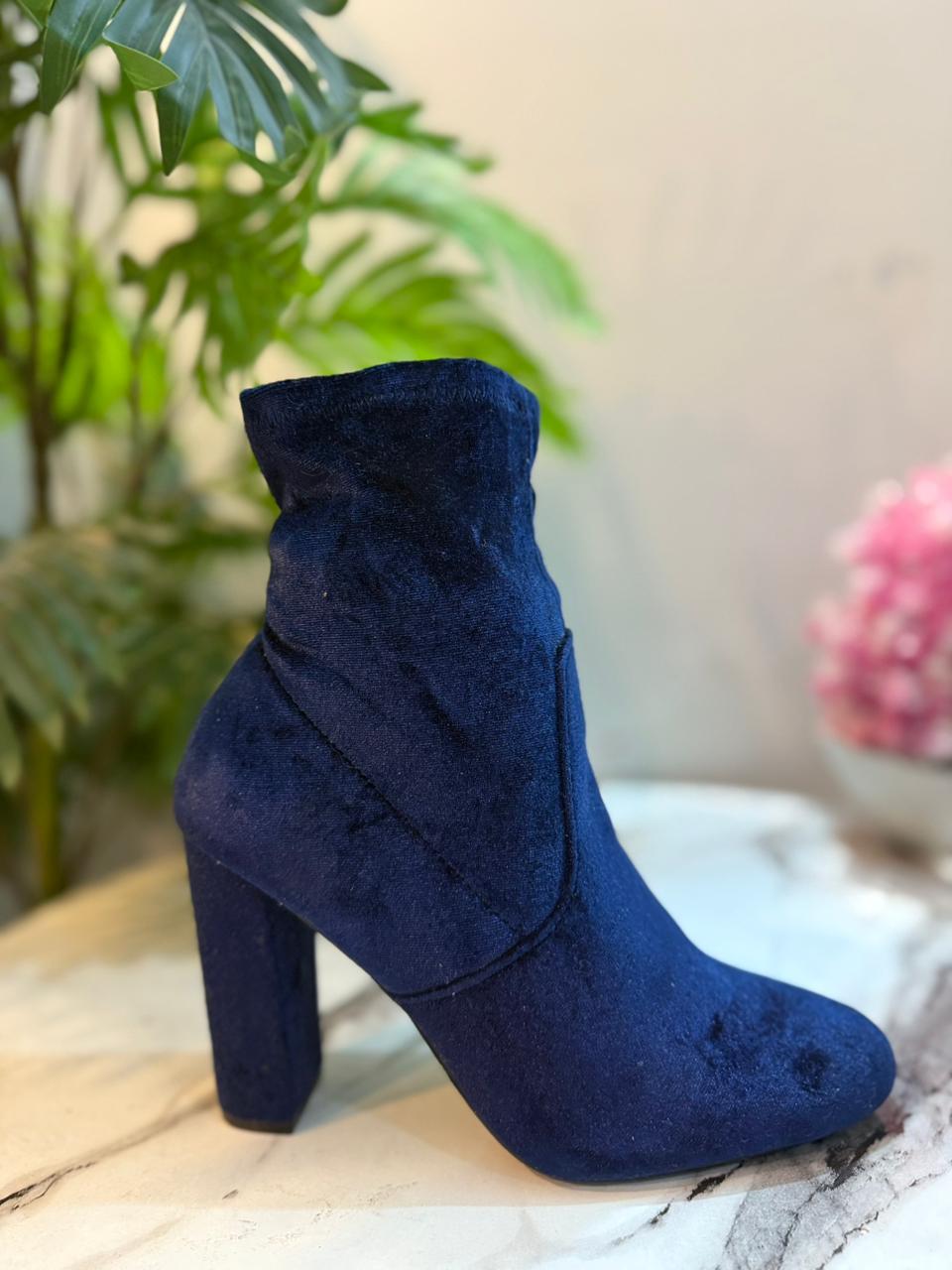 Blue velvet zipper ankle boot (Steve madden)