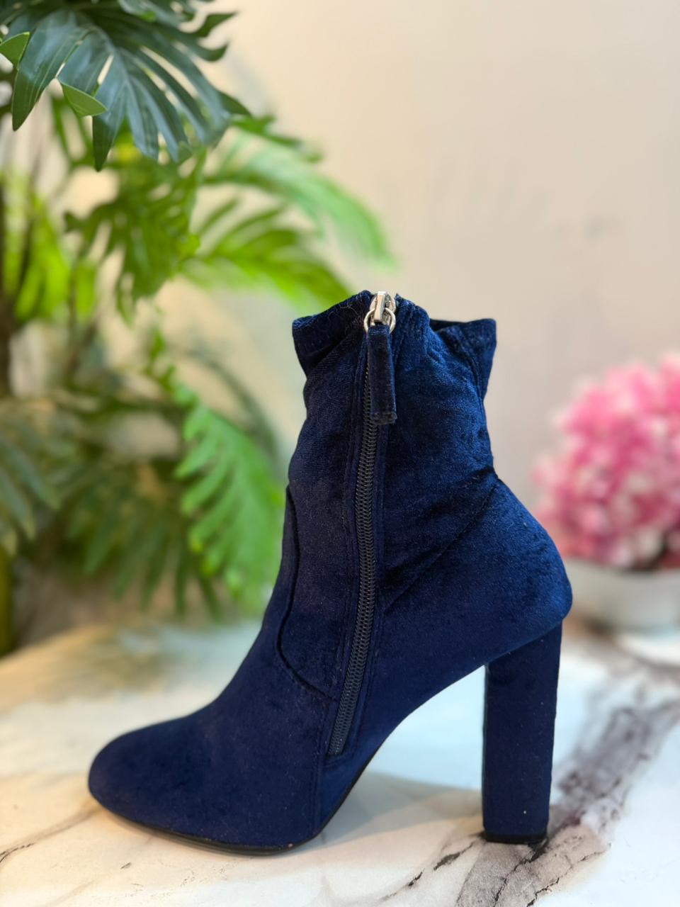 Blue velvet zipper ankle boot (Steve madden)