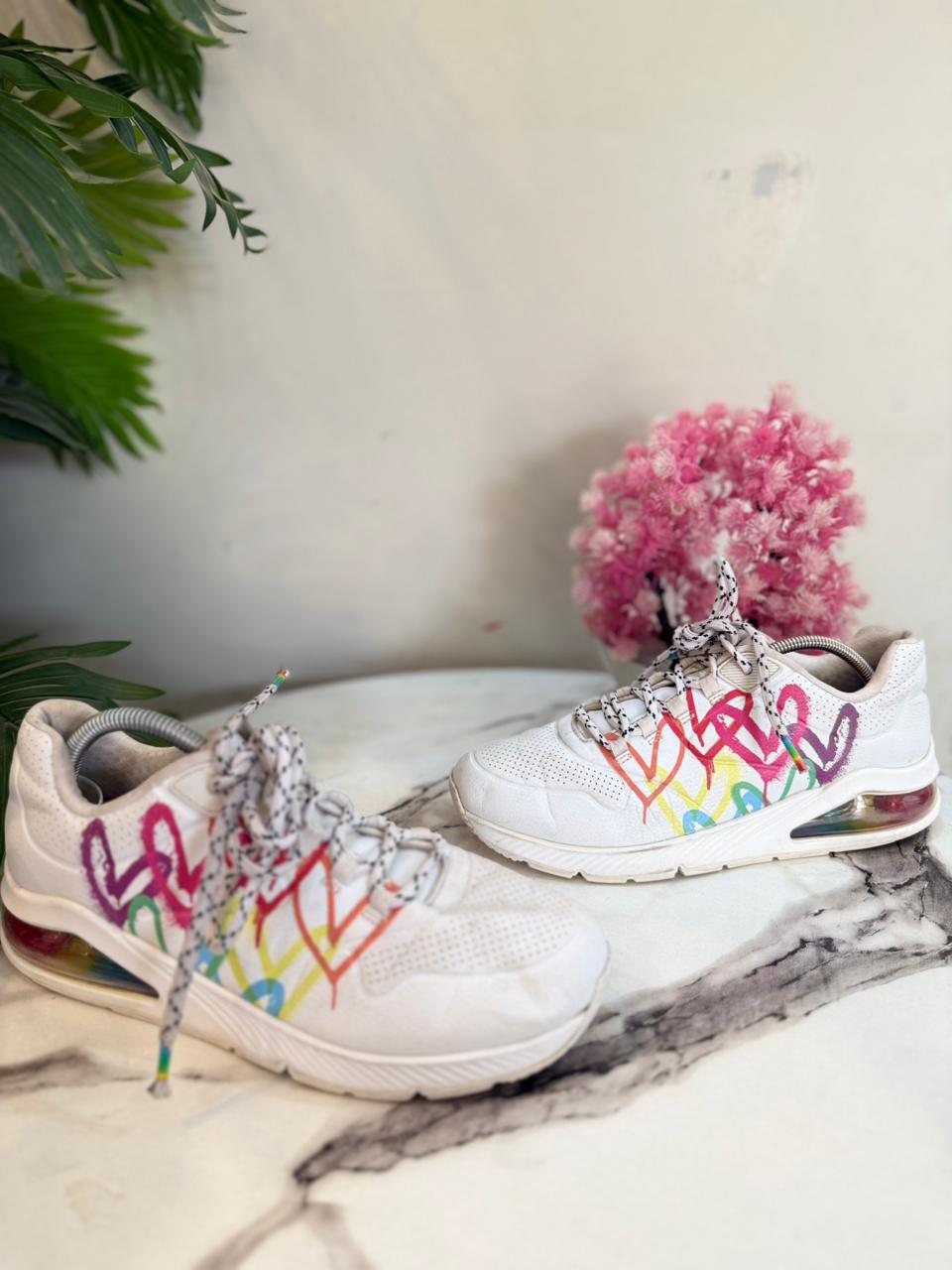 Sketchers