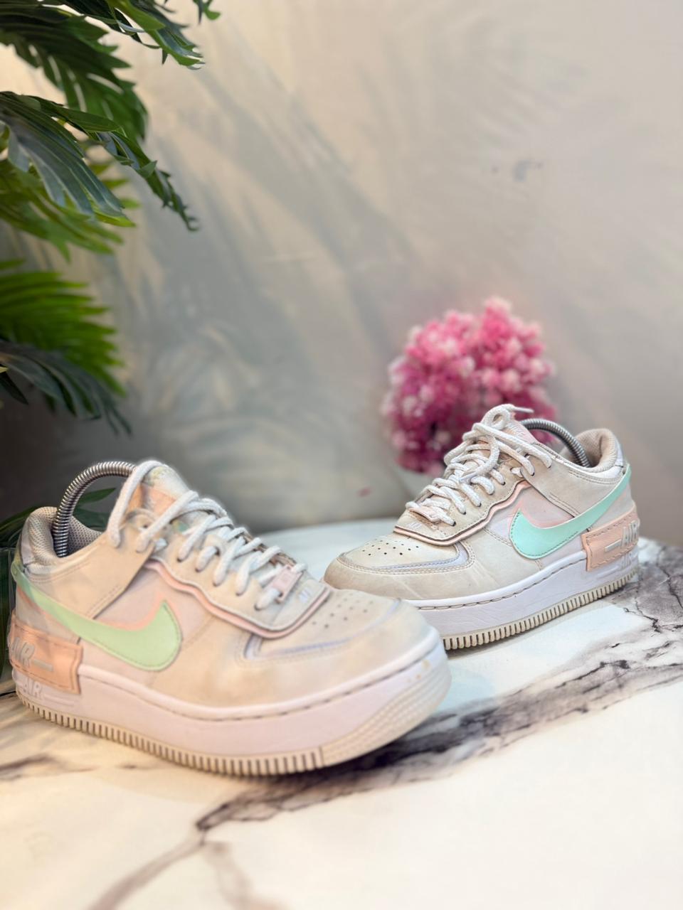 Nike