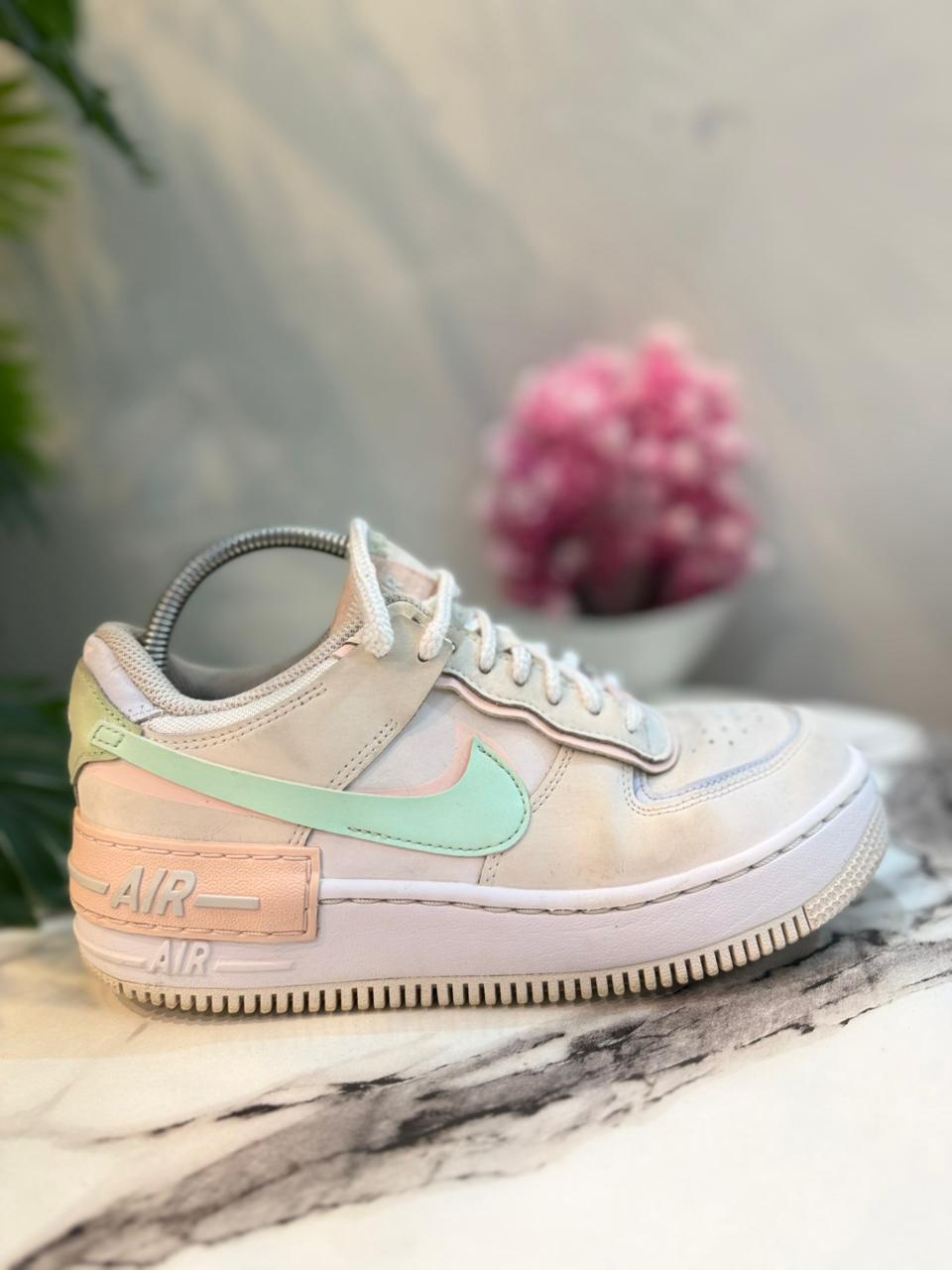 Nike