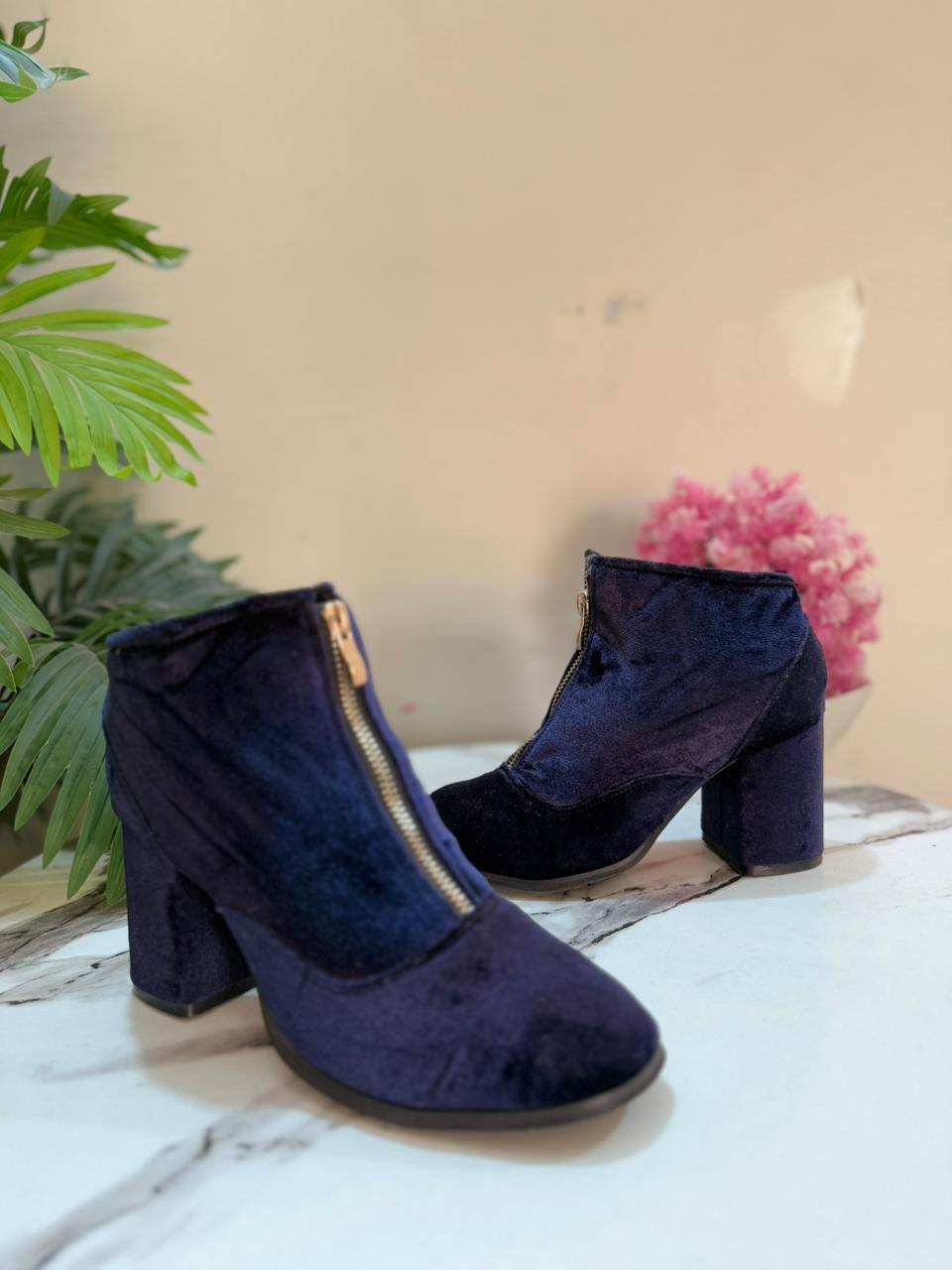 Deep blue velvet front zipper ankle boot (andrea conti)