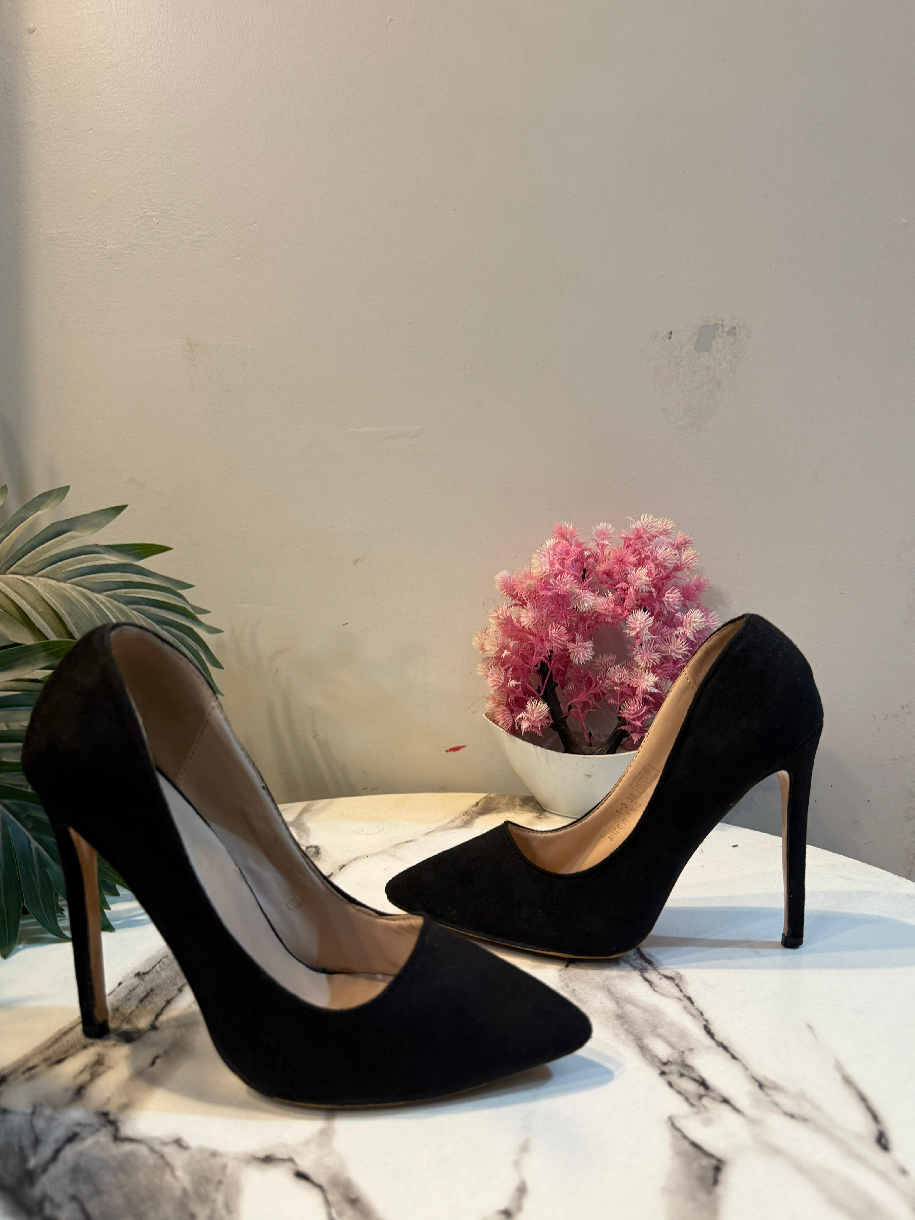 Black coat shoes