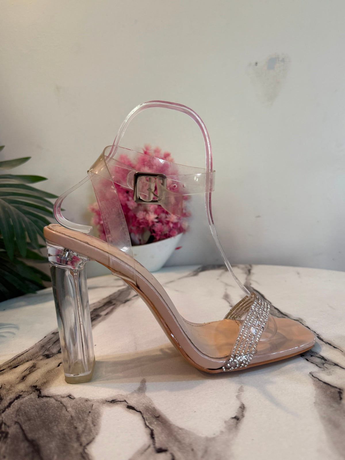 Pretty little things