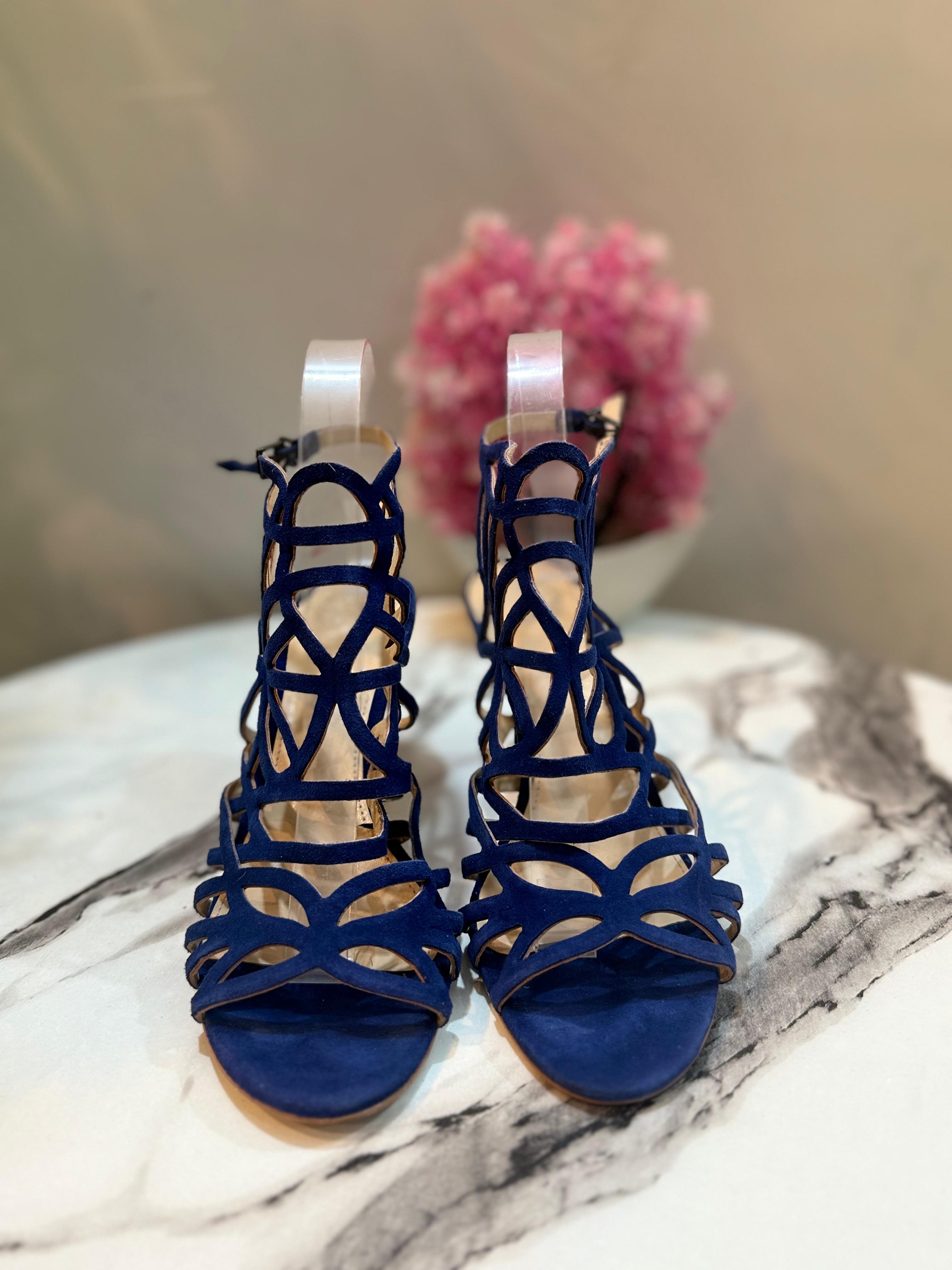 Vince camuto