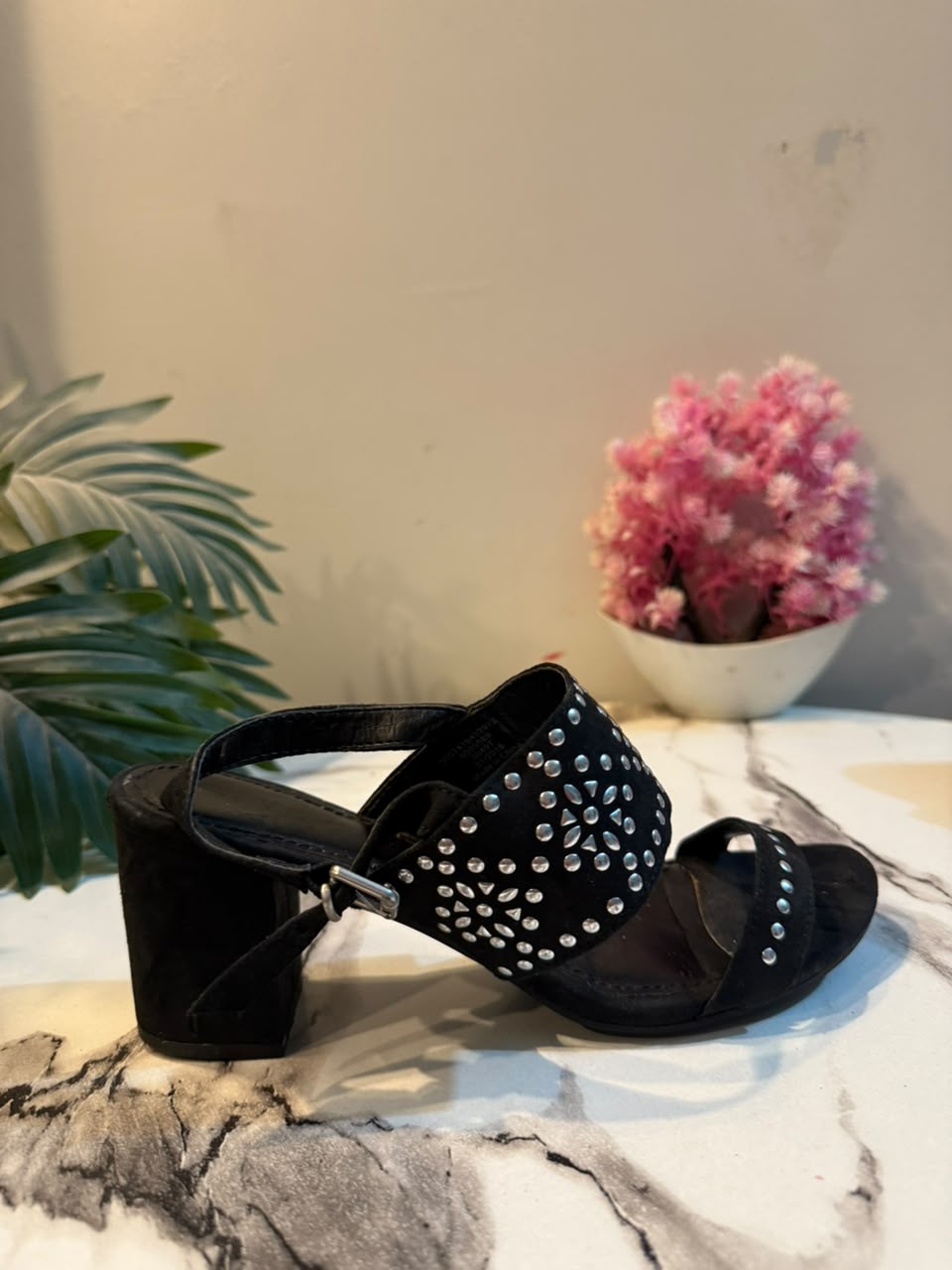 Black block heel