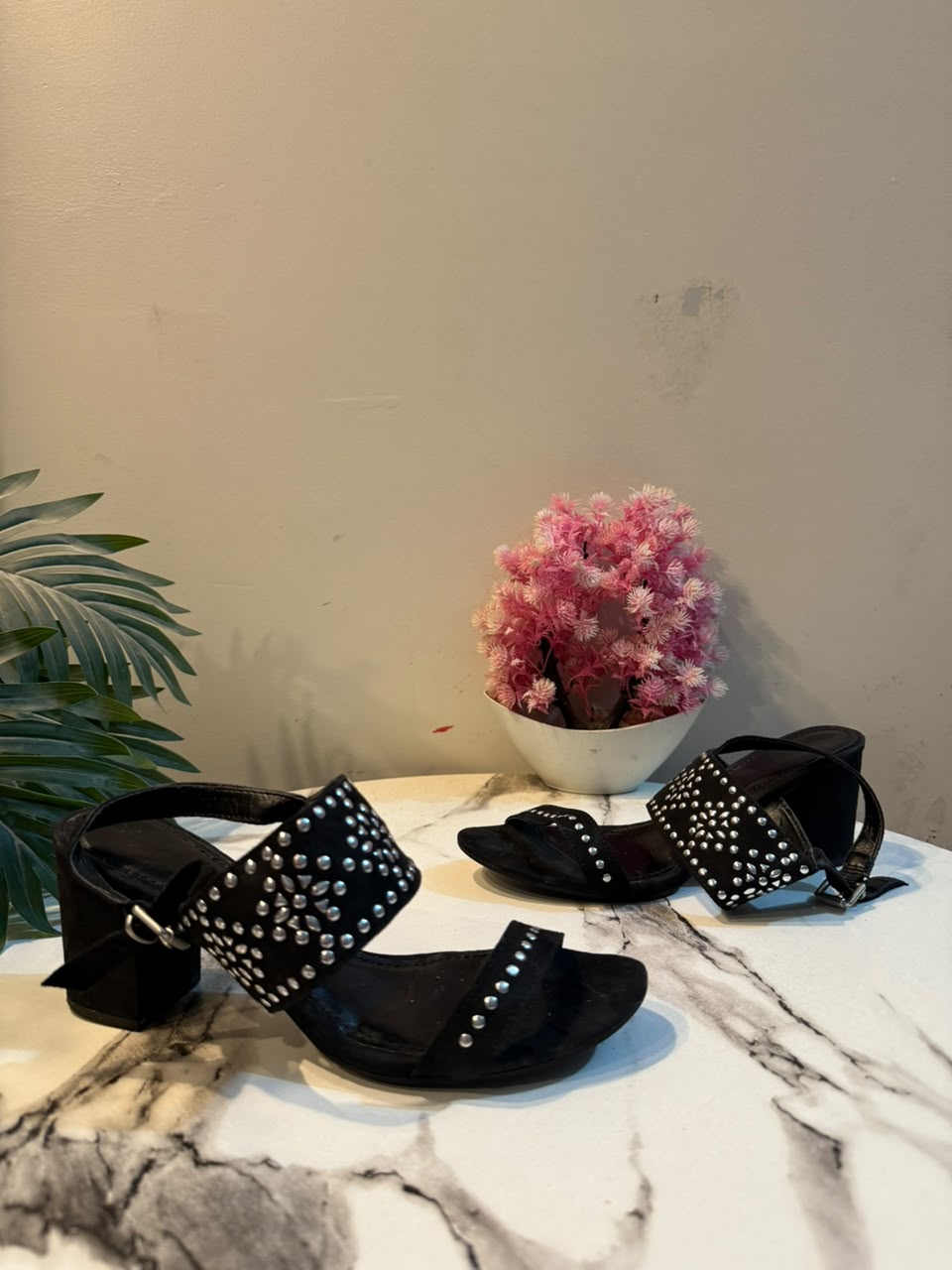 Black block heel