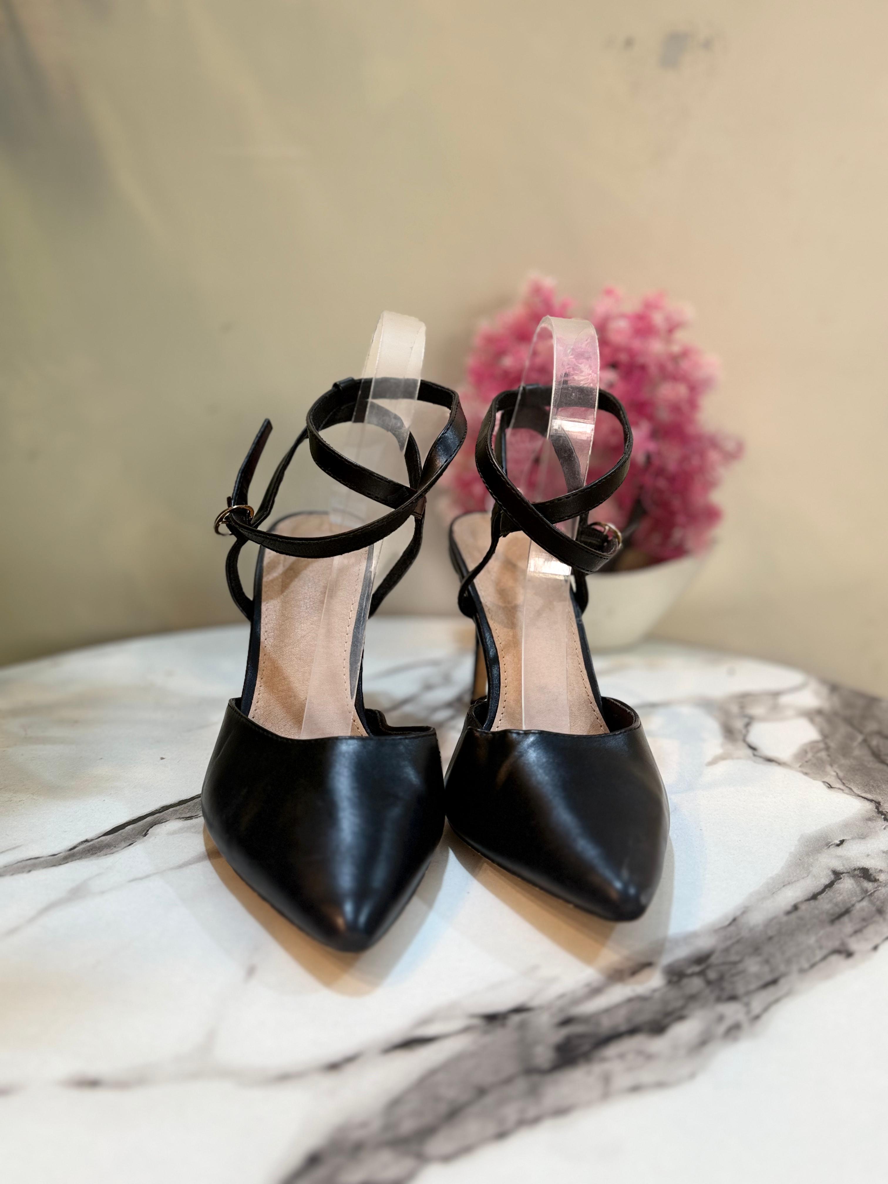Black heel