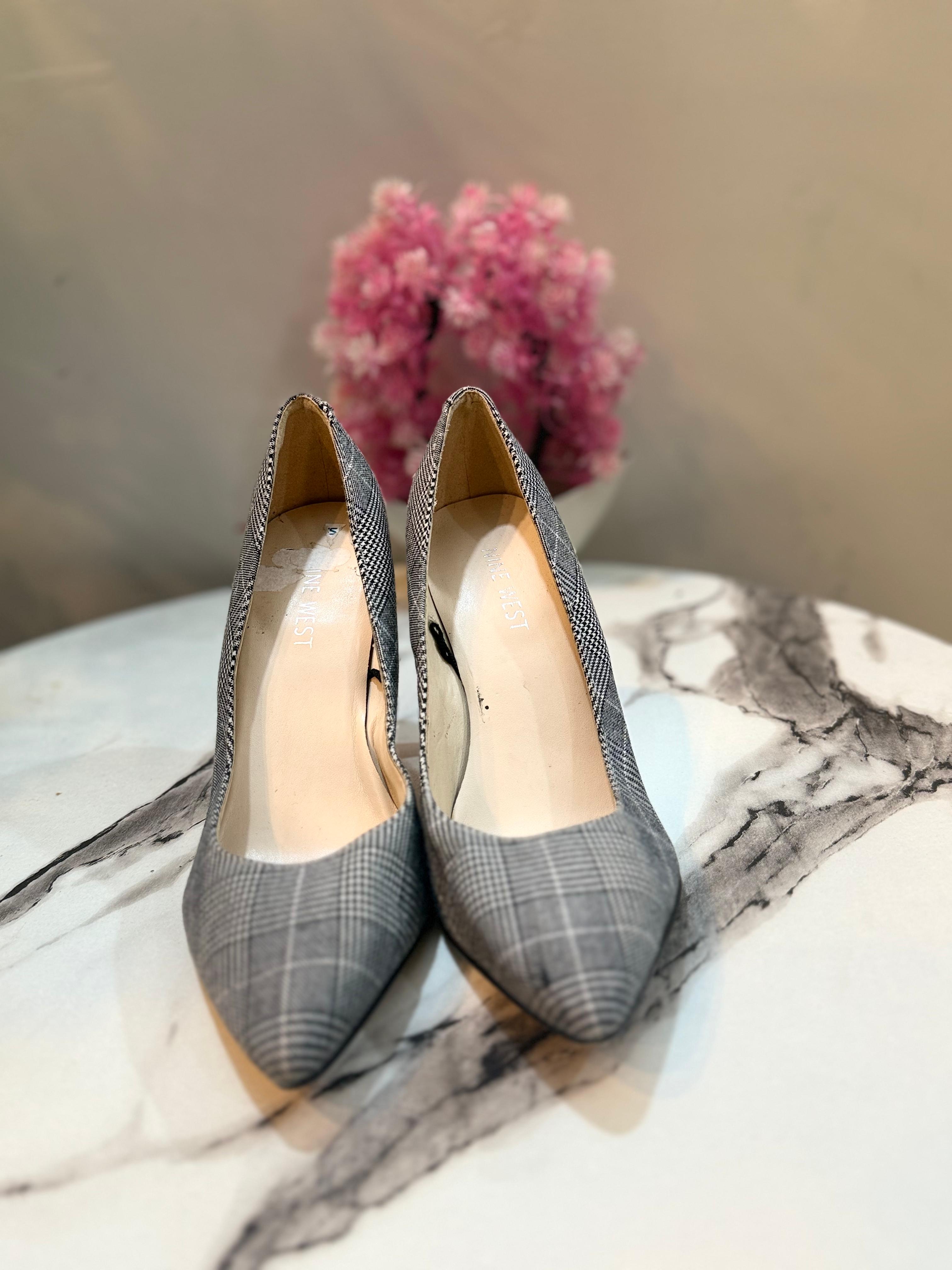 Nine west