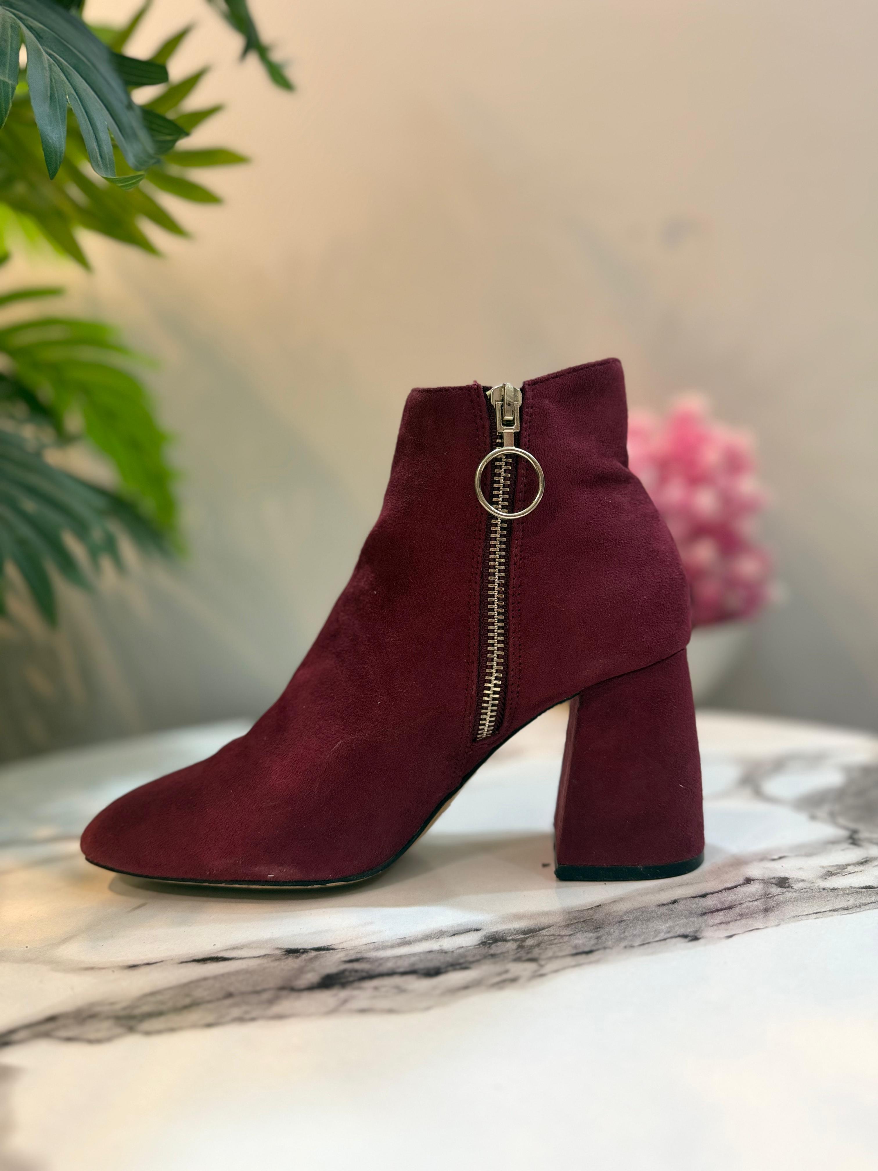 Maroon suede zipper ankle boot (Stradivarius)