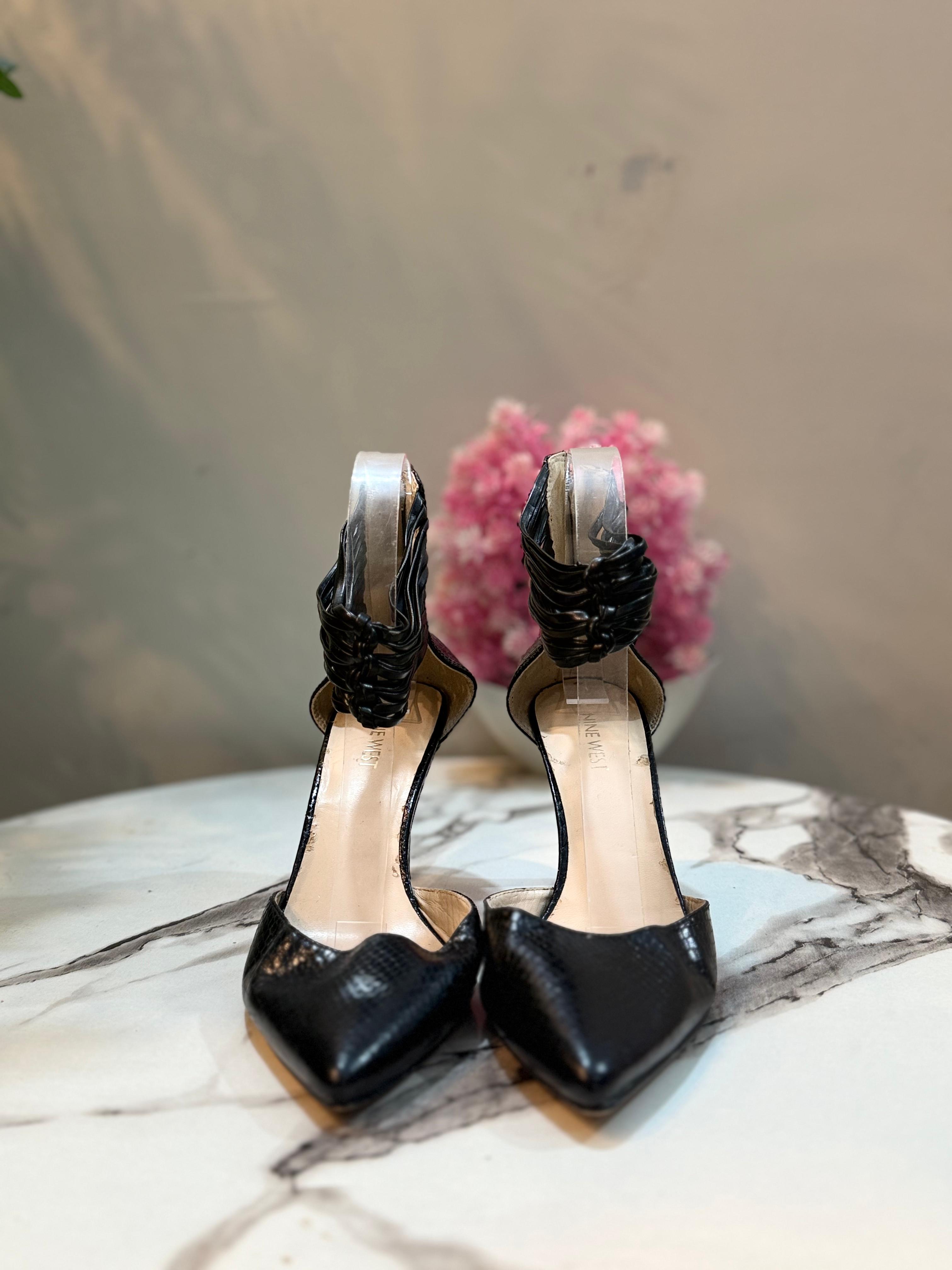Nine west