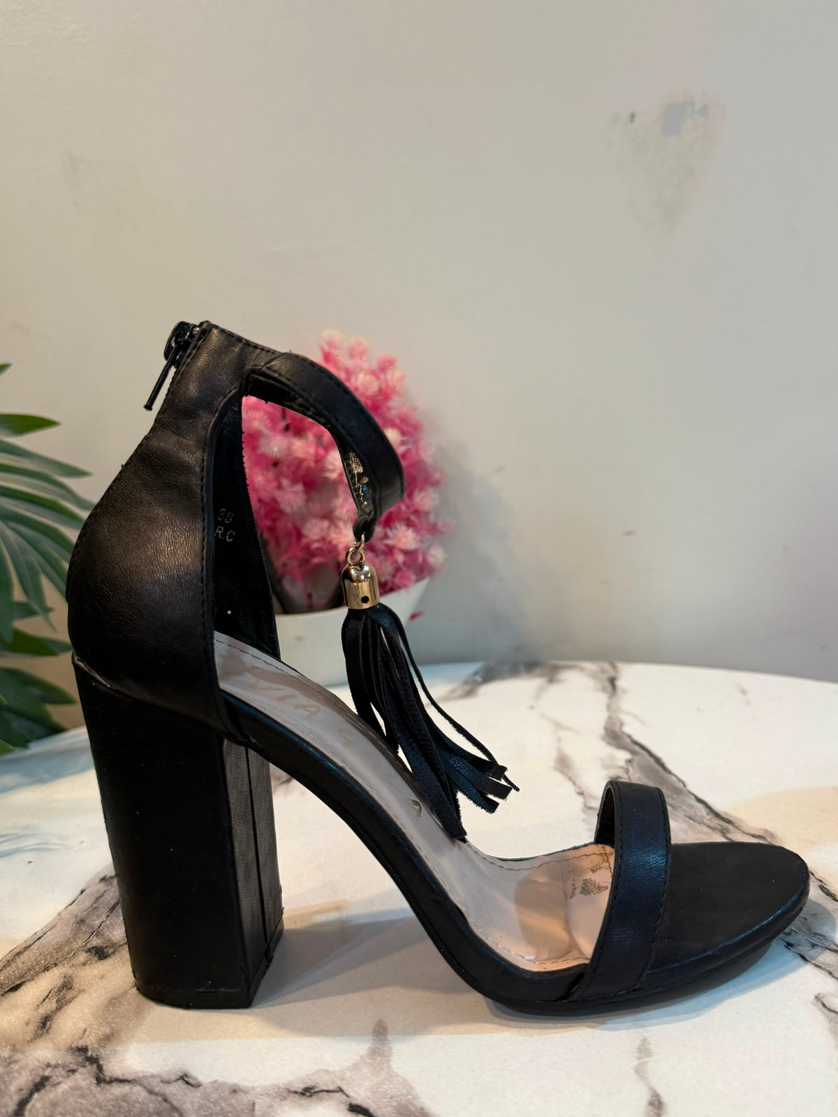 Black block heel