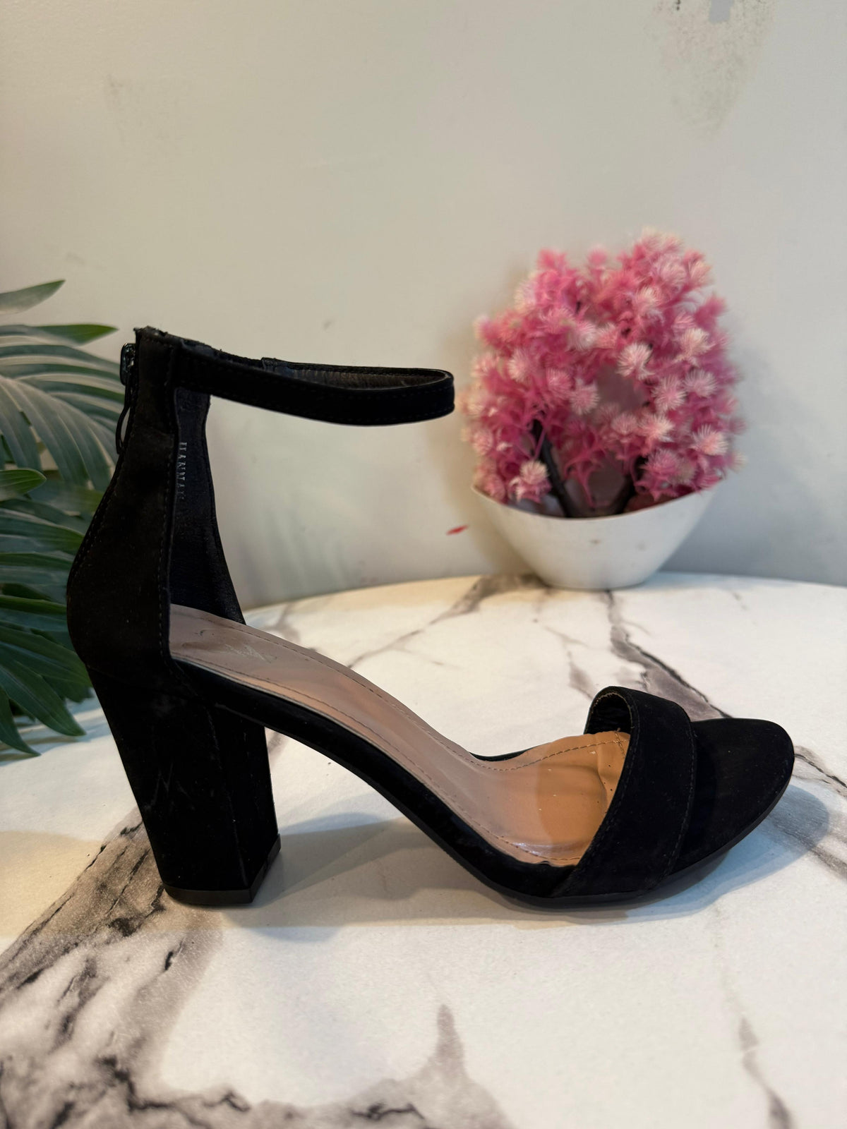 Black block heel