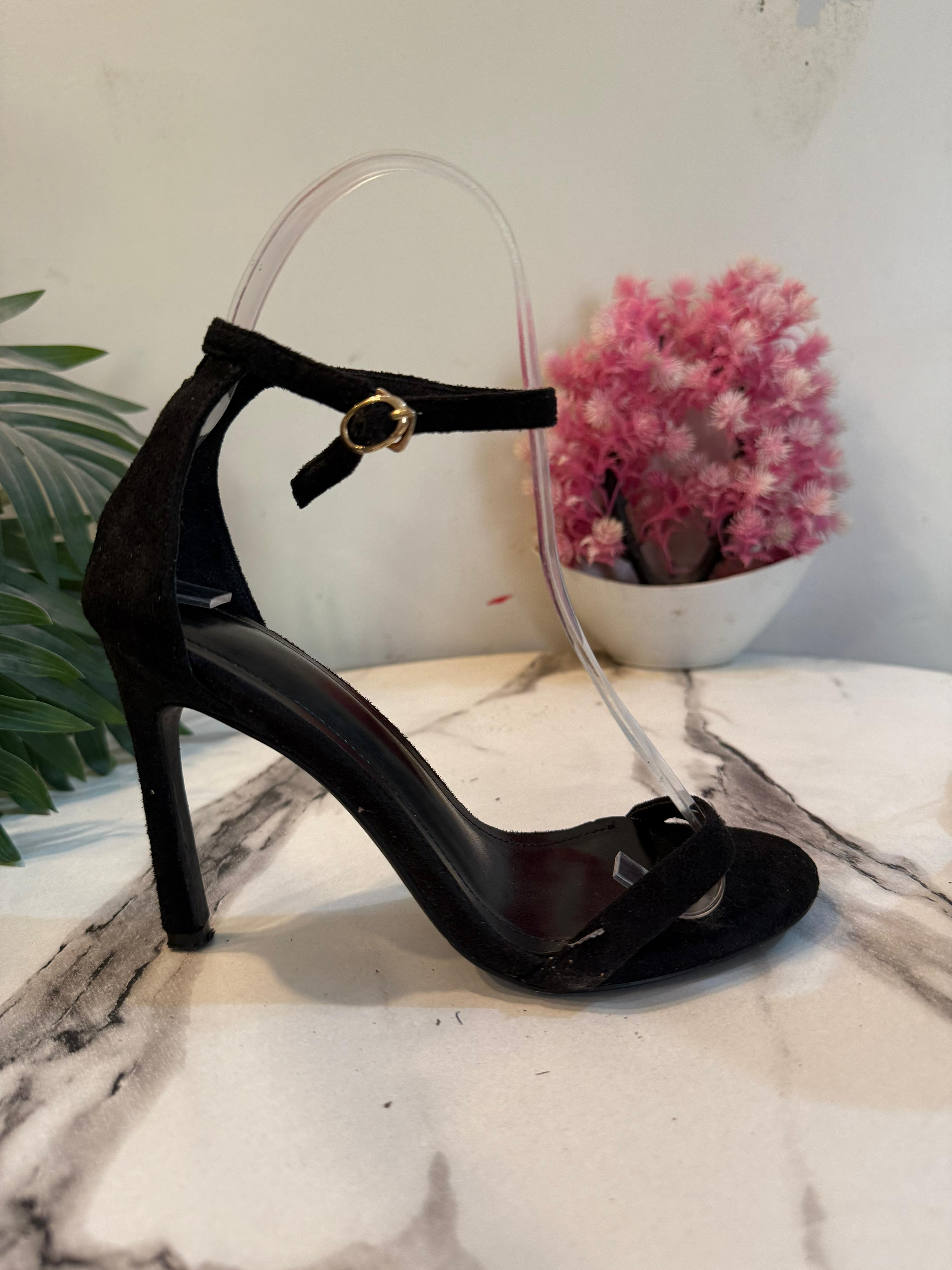 Black pencil heel