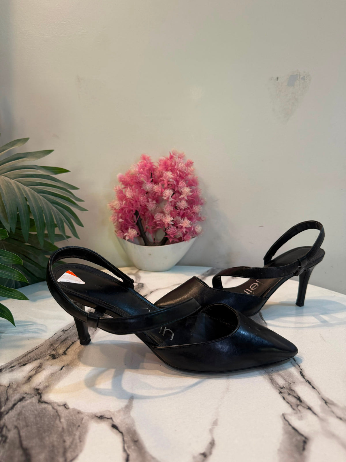 Black court shoes