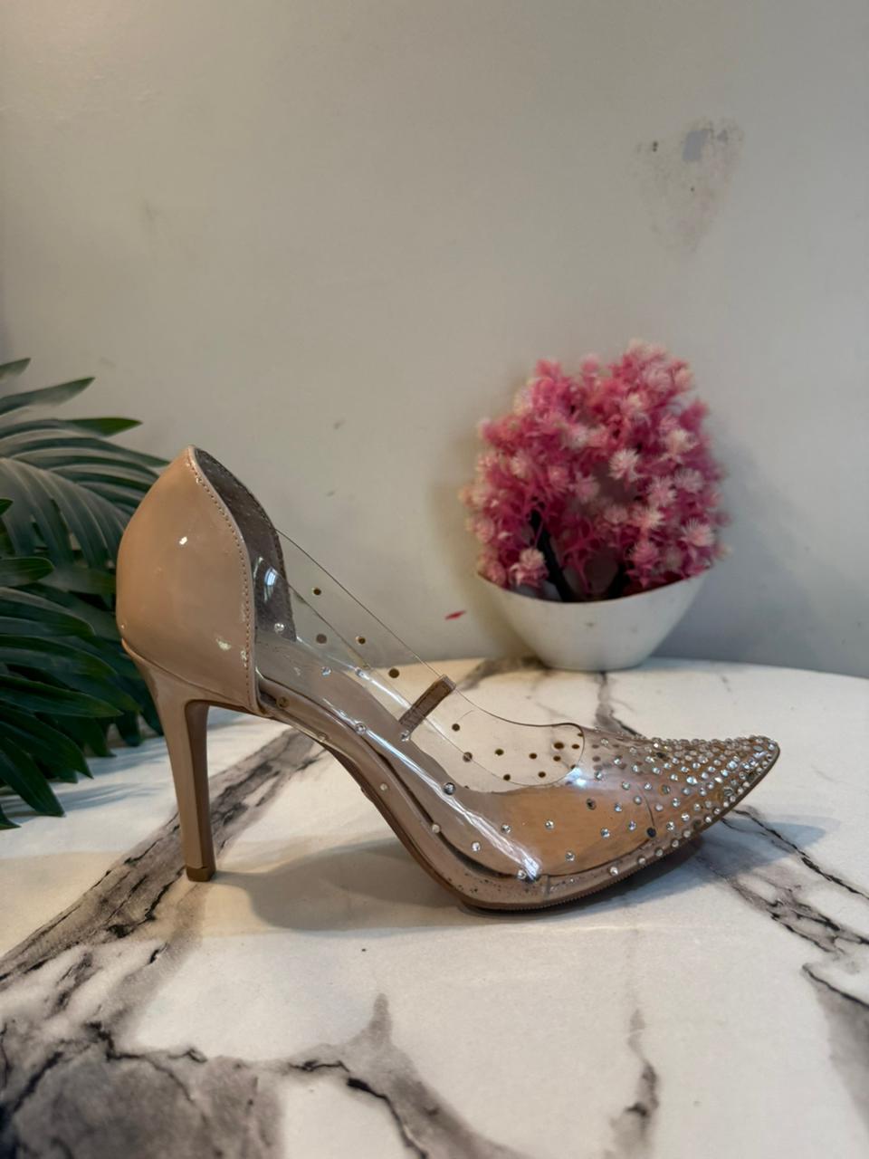Thalia sodi