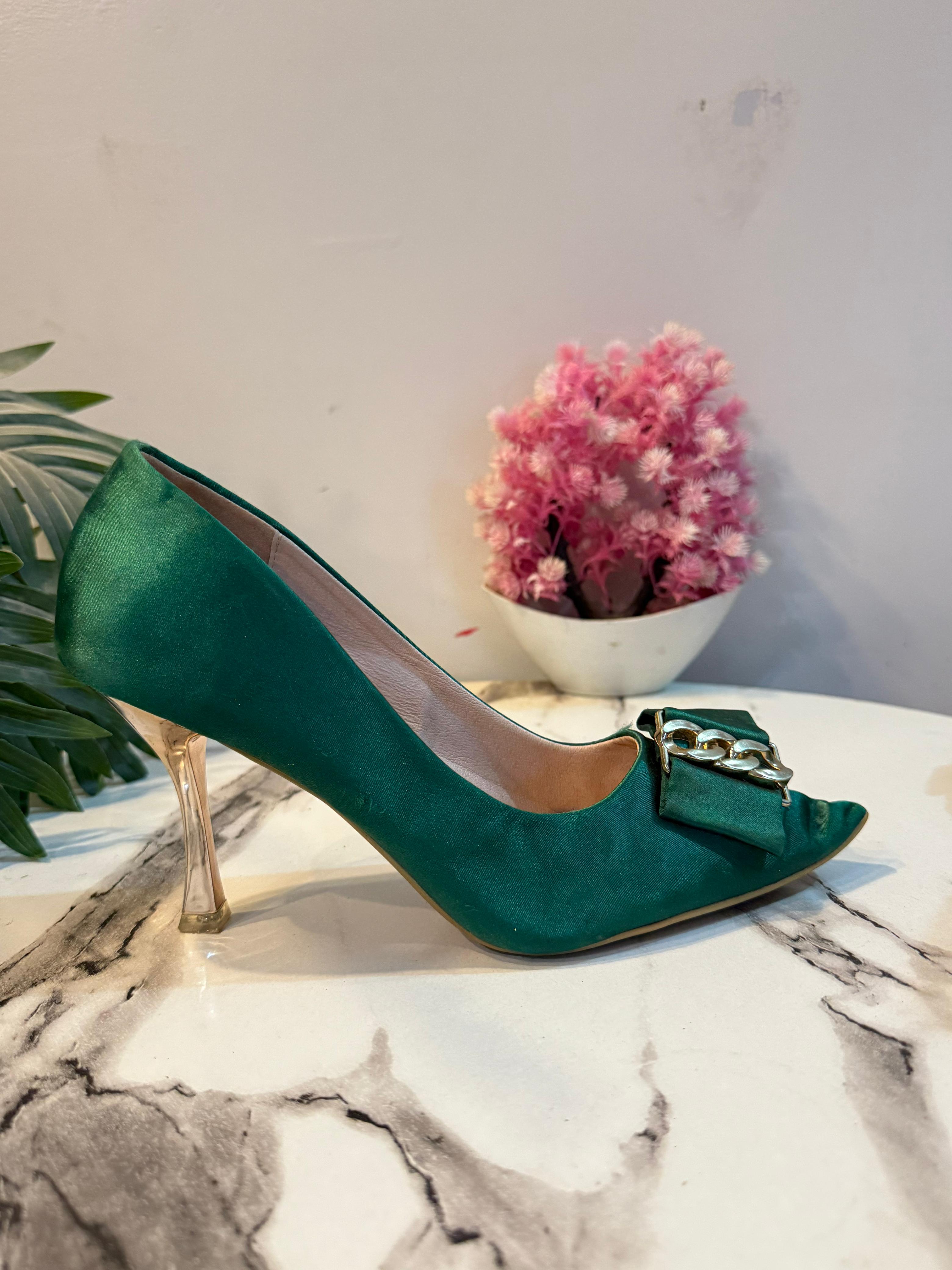 Green coat shoes
