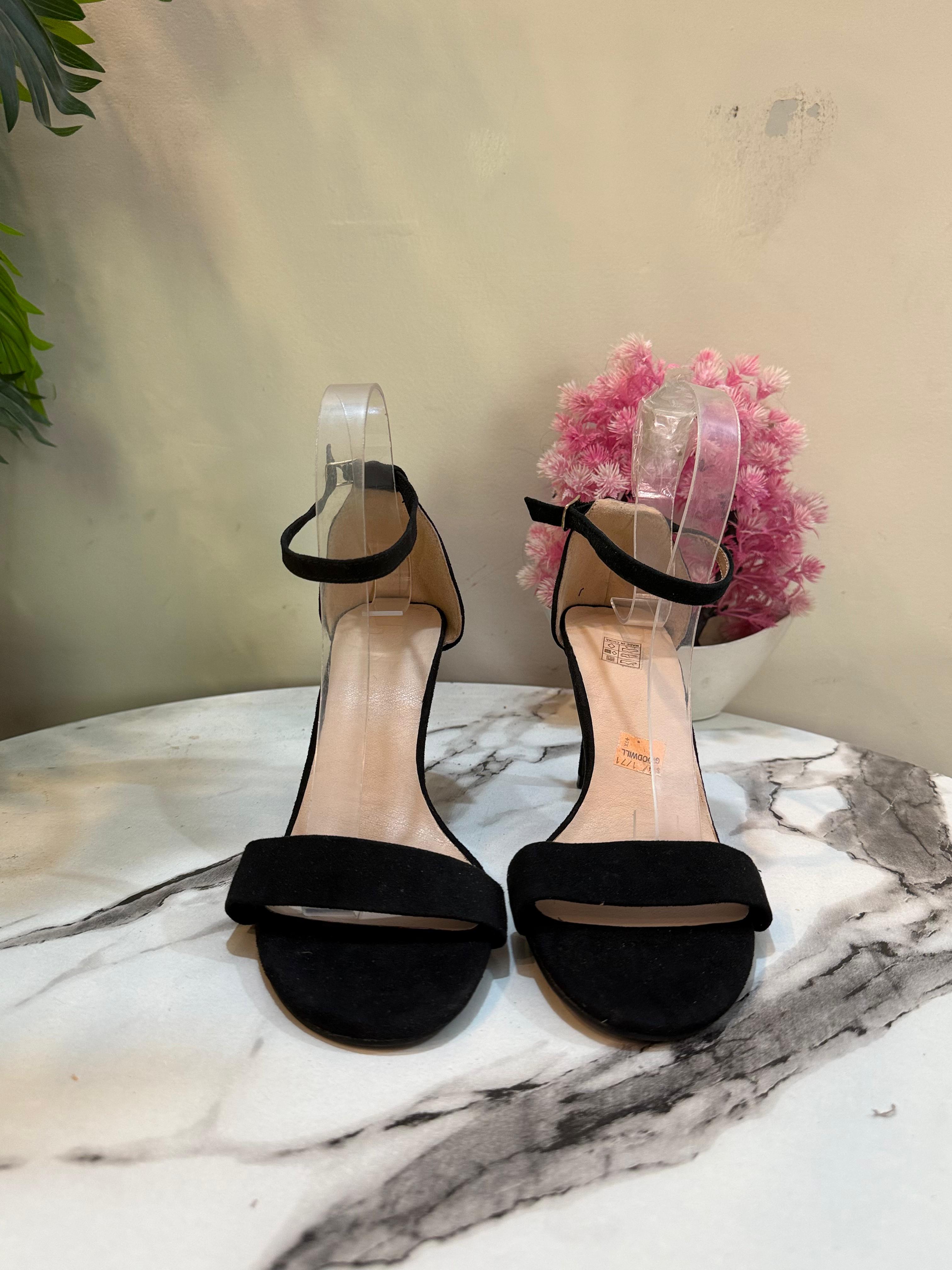 Black pencil heel