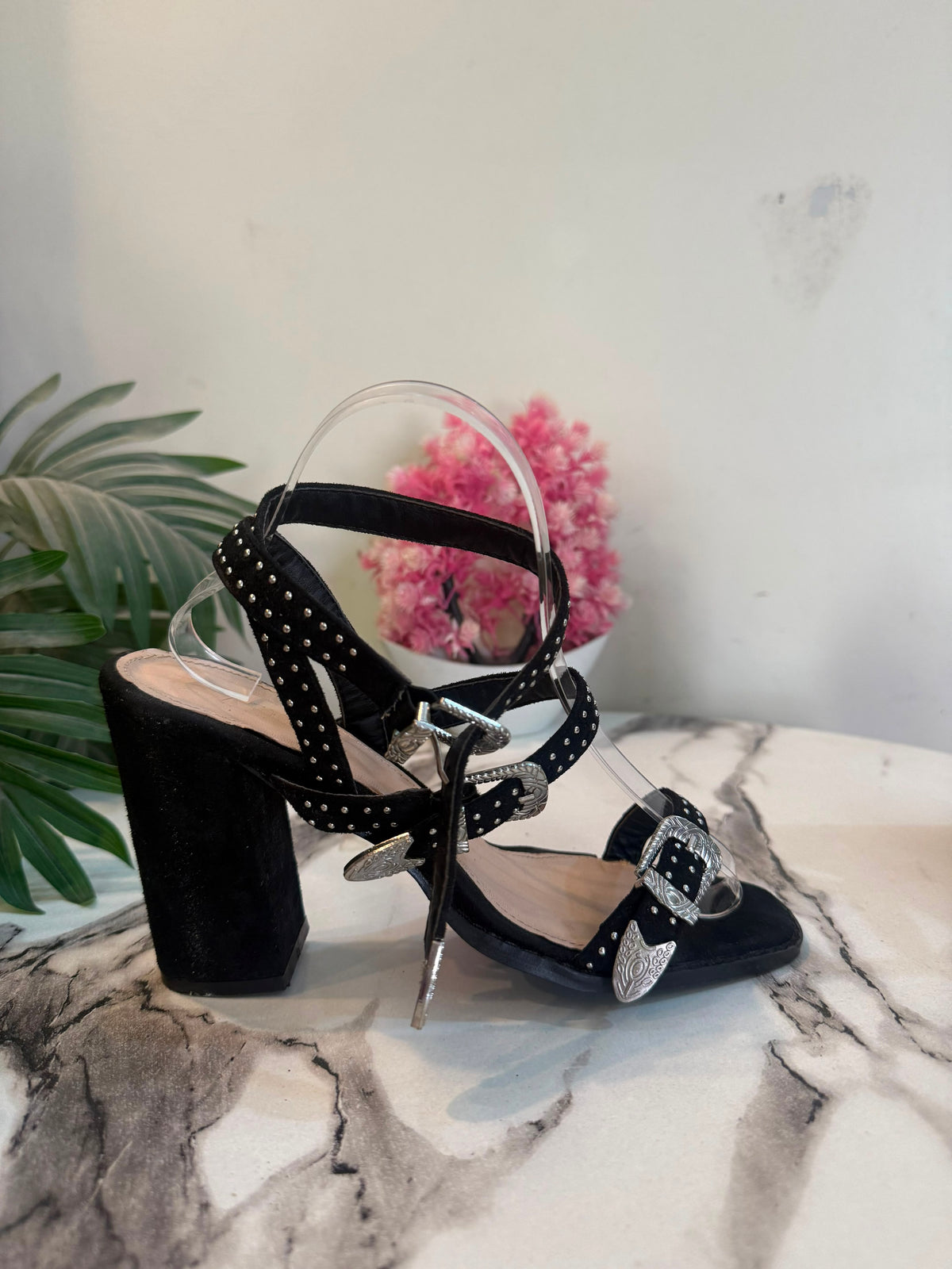 Black block heel