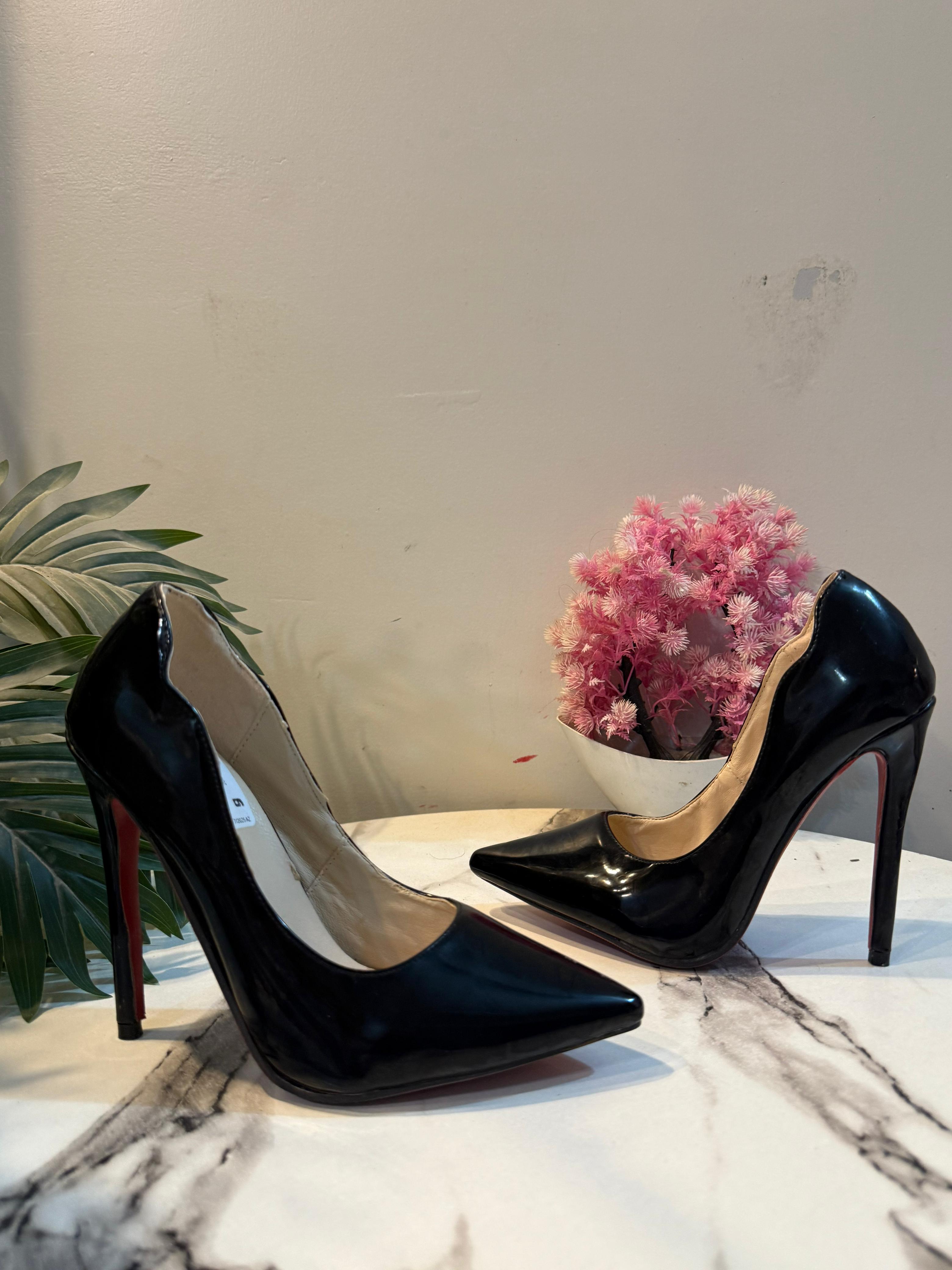 Black coat shoes