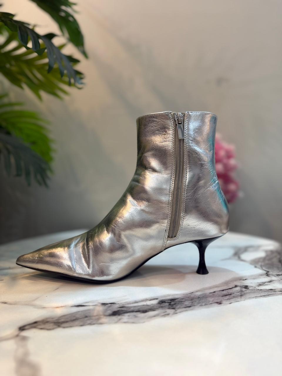 silver patent zipper ankle boot (zara)