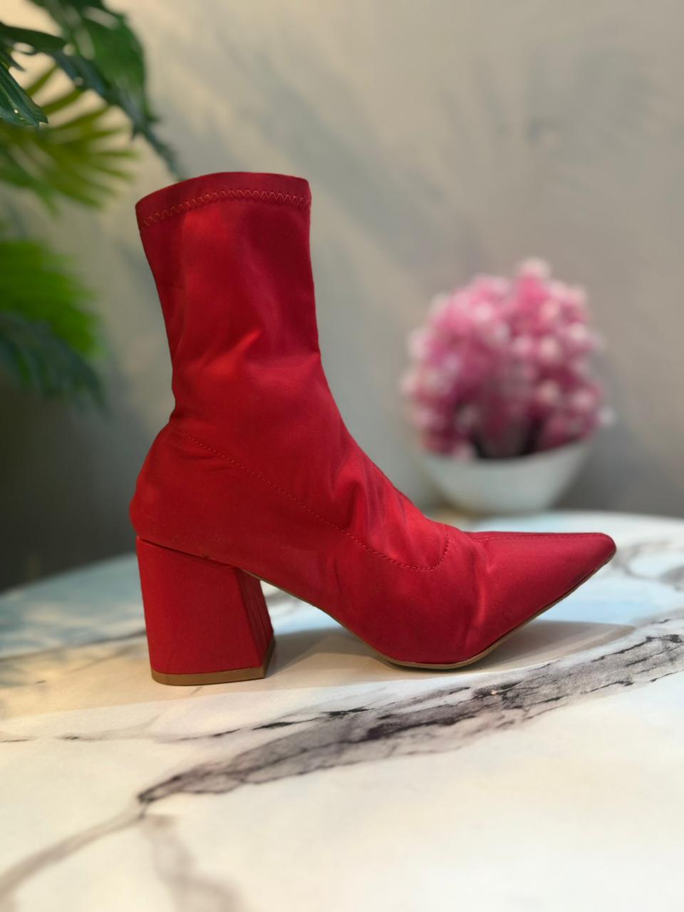 Red satin ankle boot (Unknown)