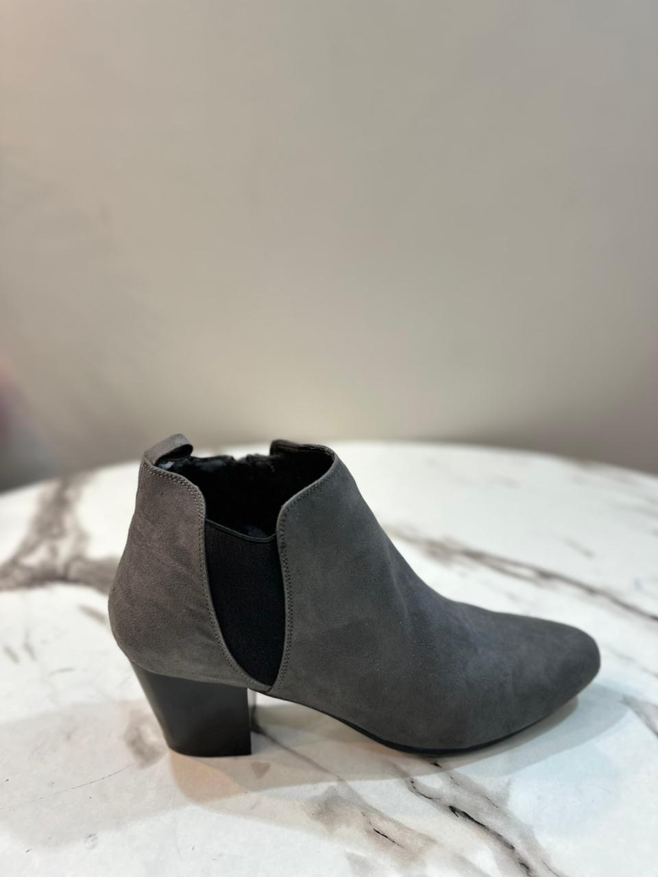 Grey suede zipper ankle boot (Unknown)