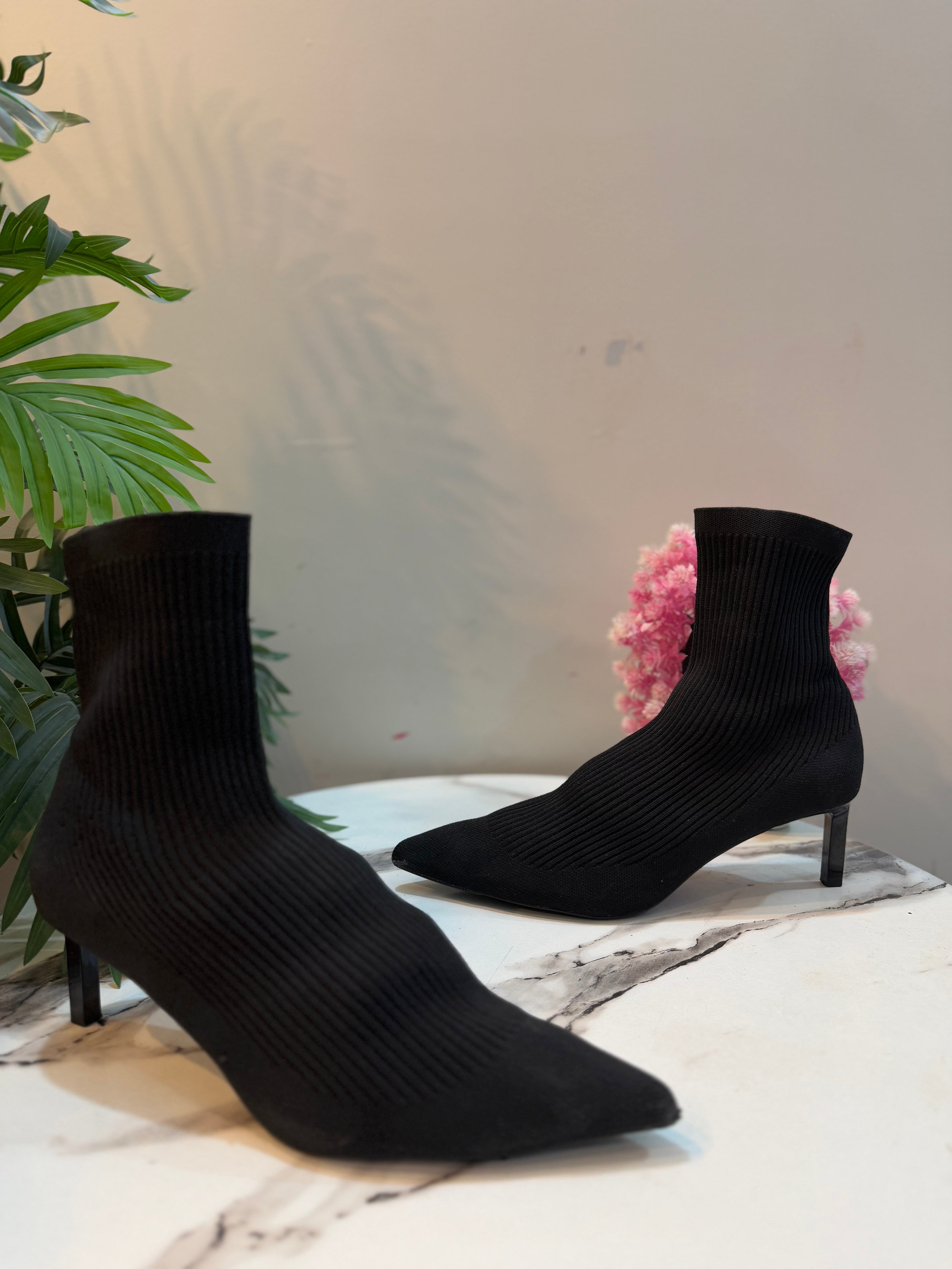 Black sock ankle boot (zara)