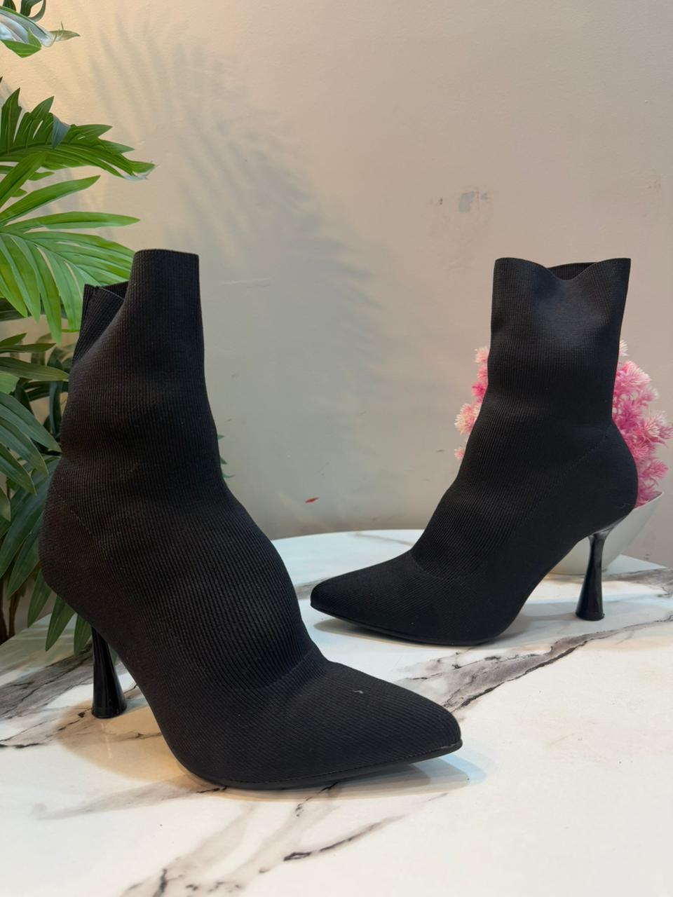Black sock ankle boots(pimkie)