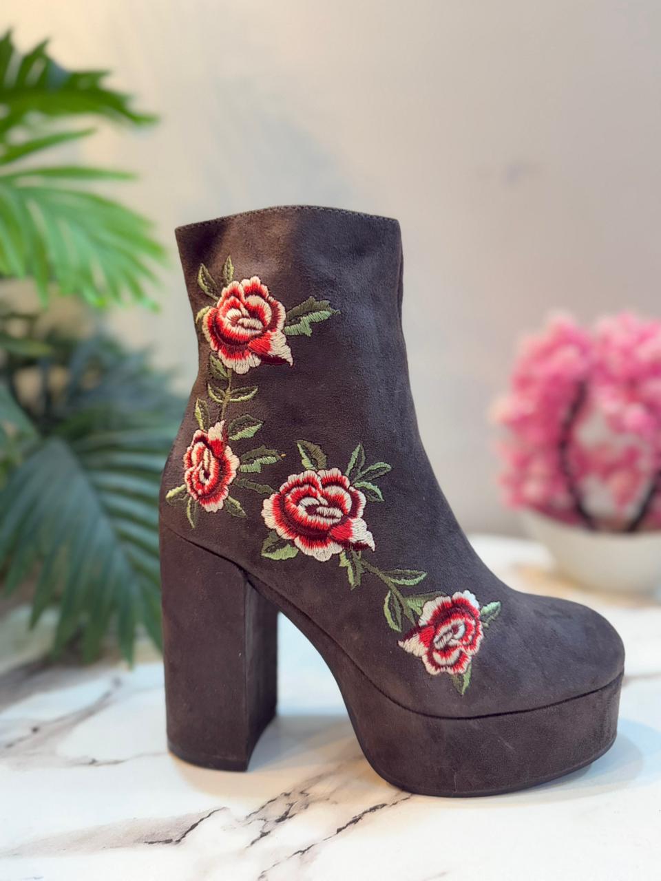Grey suede floral heeled ankle boot (Catwalk)