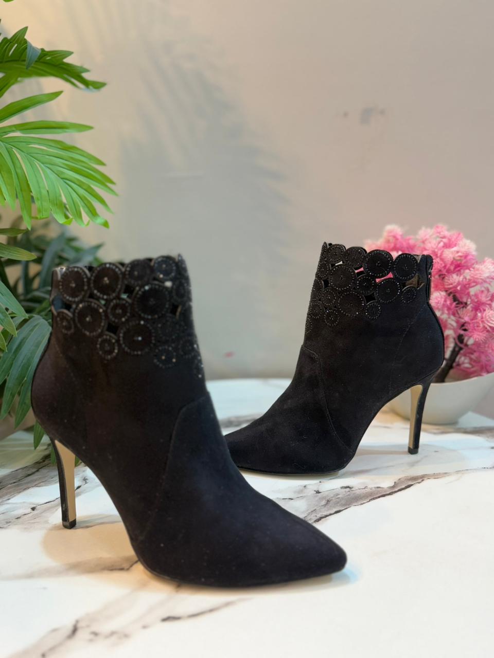 Black Suede heeled ankle boots (Tamaris)