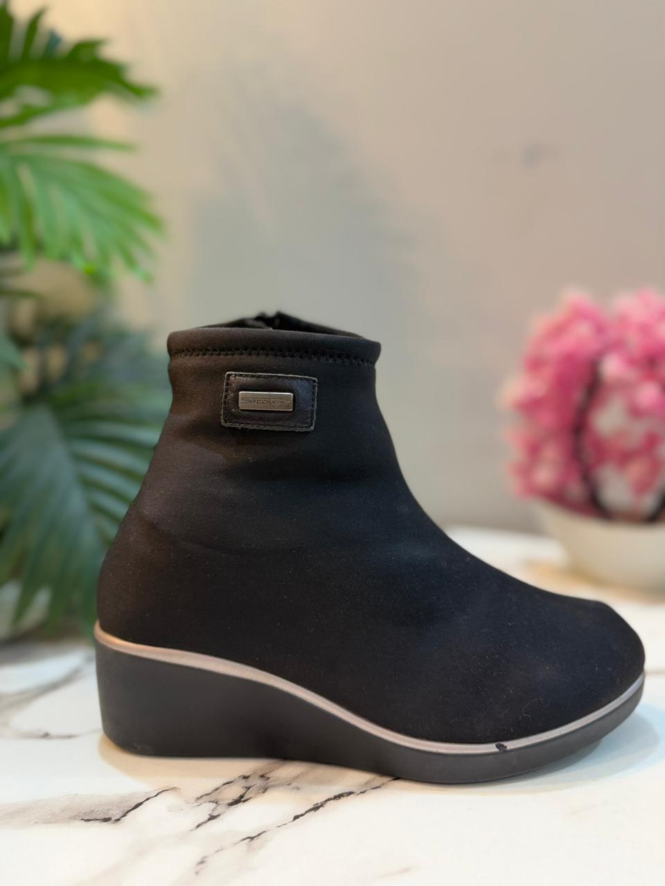 satin side zipper boot