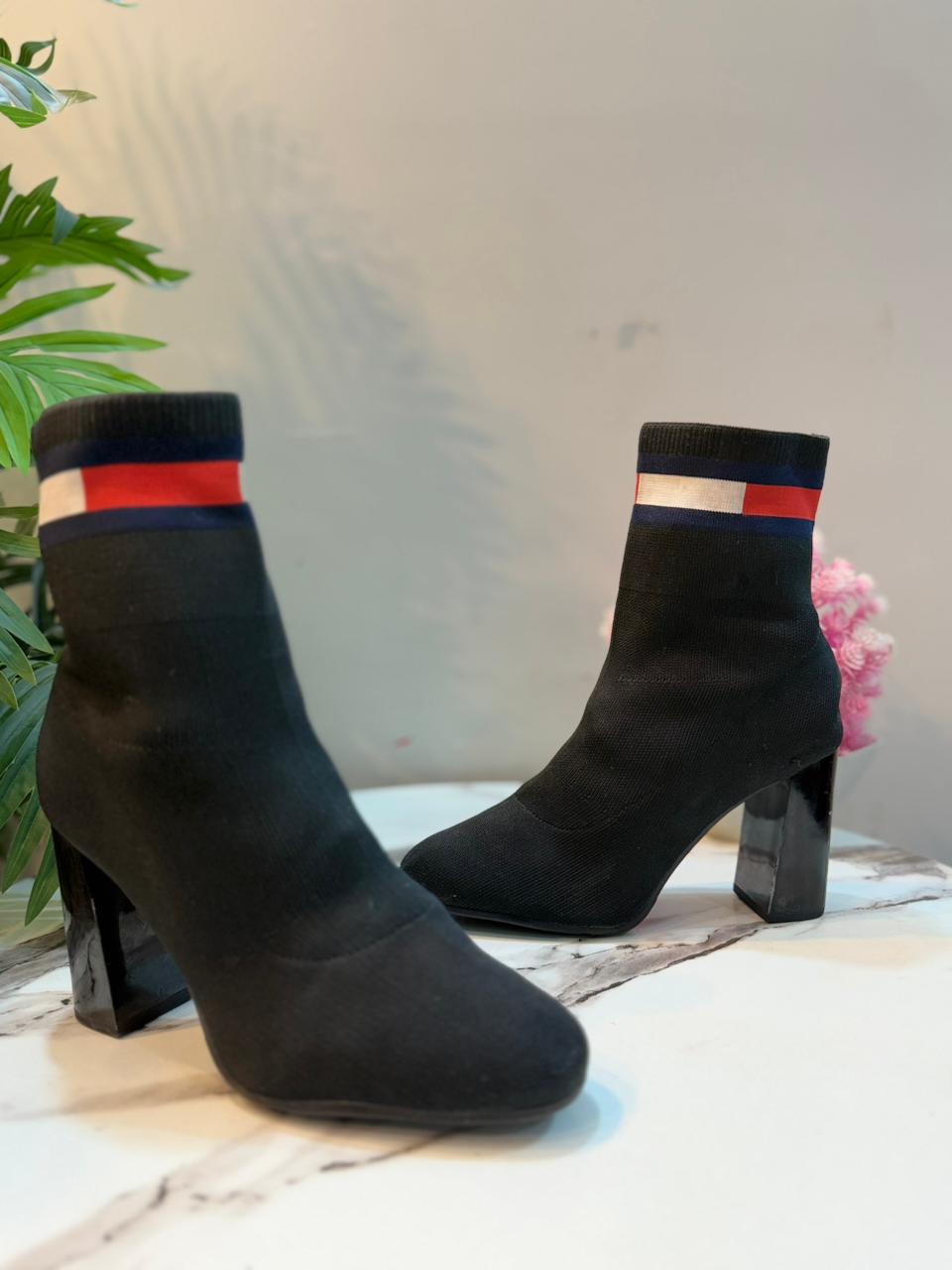 Black sock ankle boots )tommy jeans)