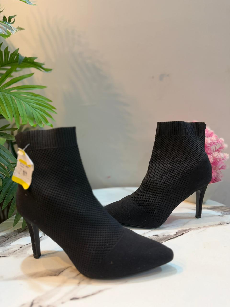 Black sock heeled ankle boot(Mia)