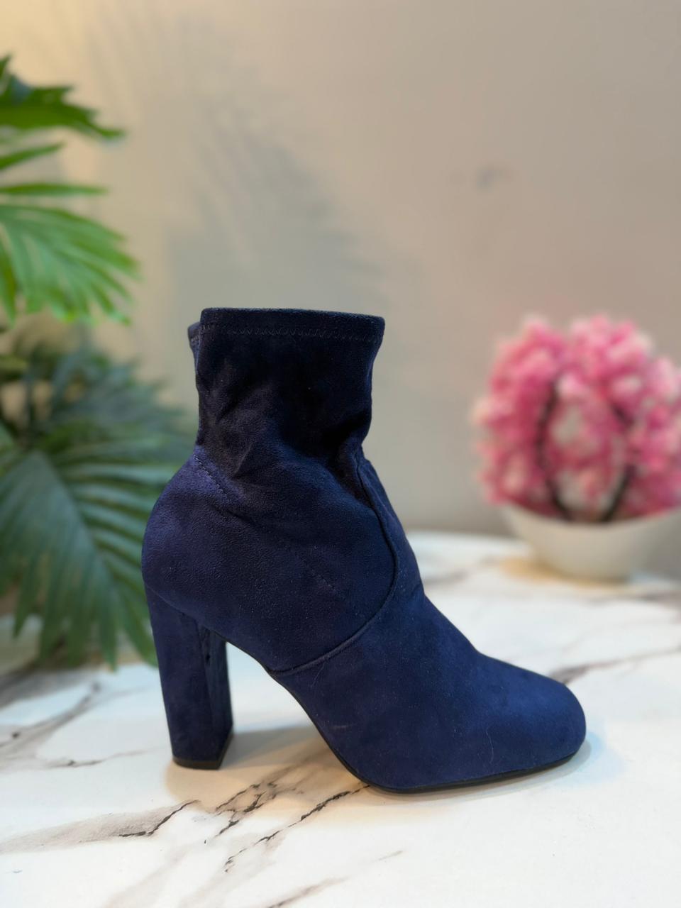 Blue suede zipper ankle(Steve Madden)