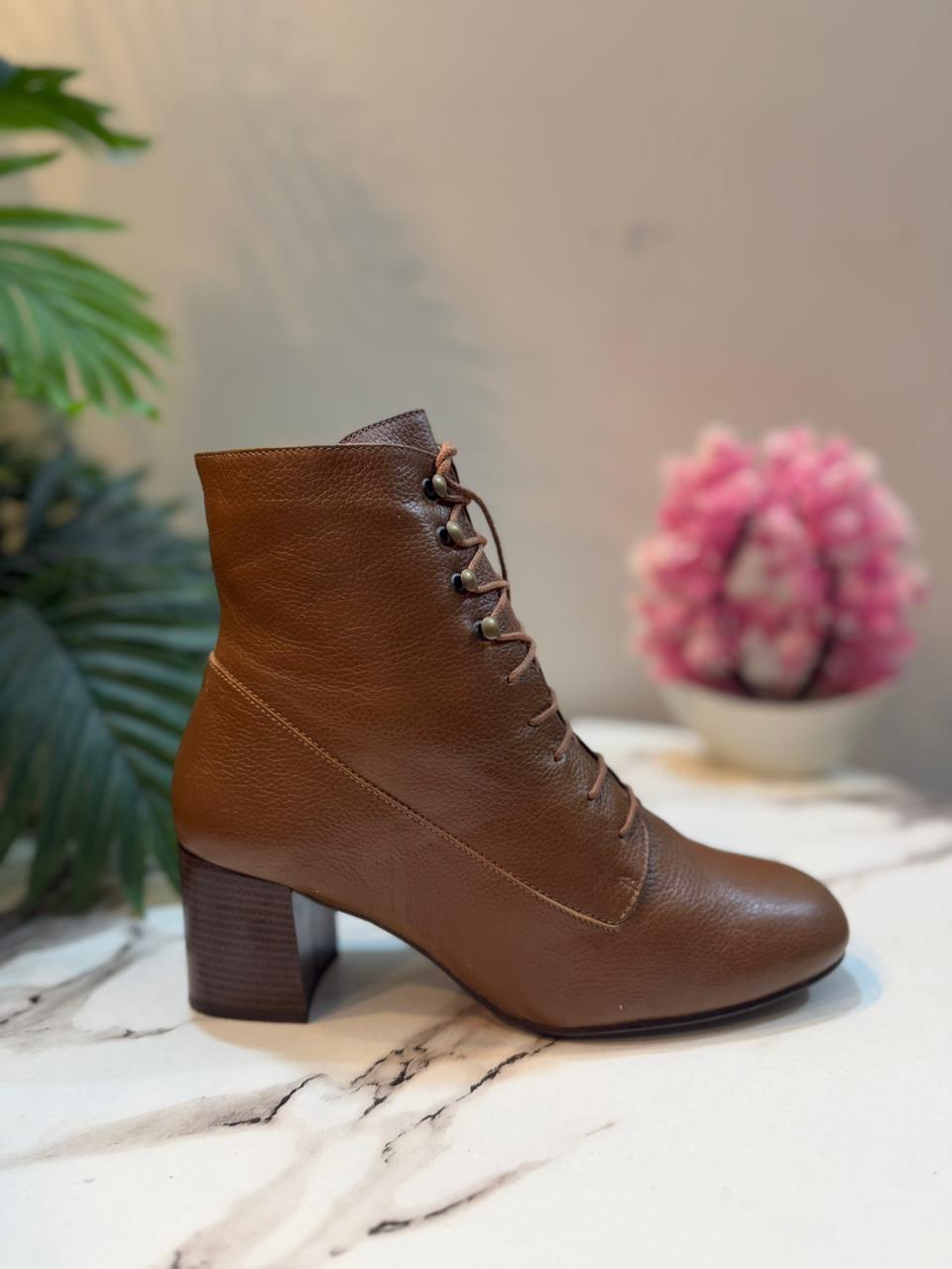 Chocolate brown laceup leather ankle boot (anna field)