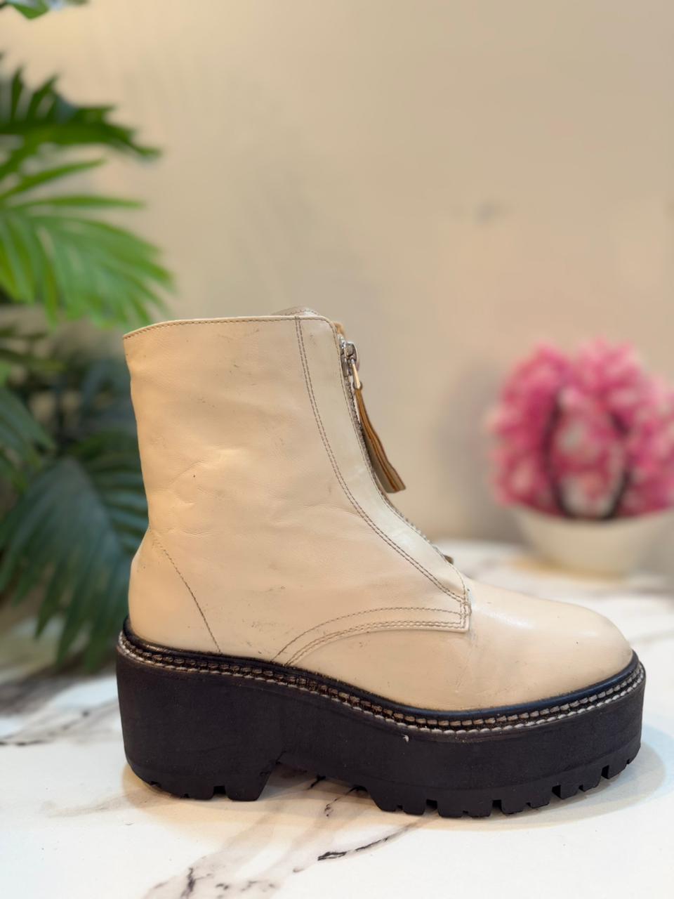 Creamy white from zipper leather ankle (h&M)