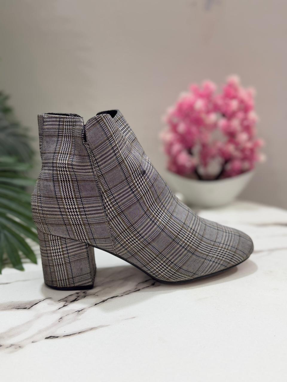 Check lime canvas zipper ankle boot (Next)