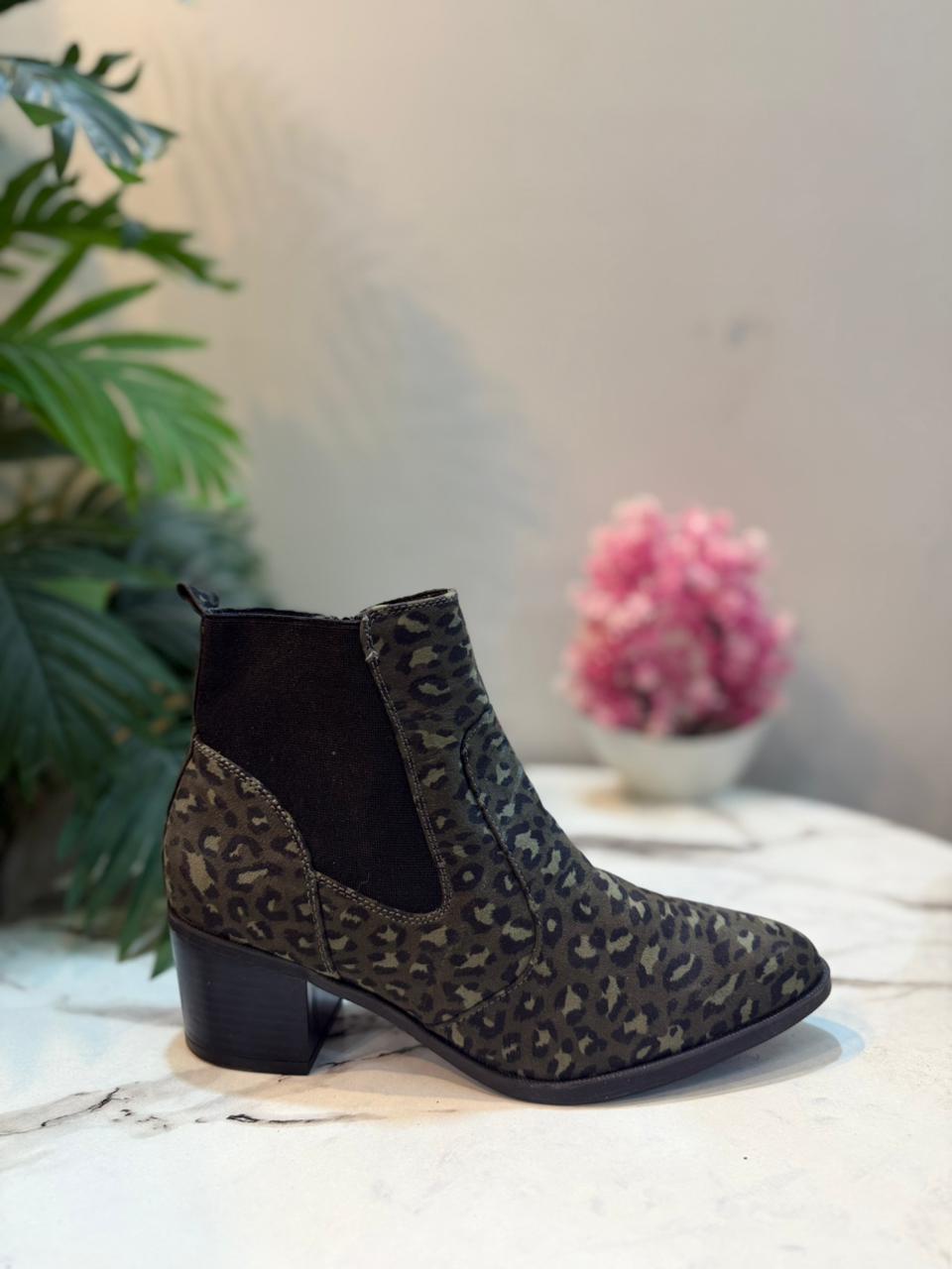 Leopard print suede zipper ankle boot (Blue box)