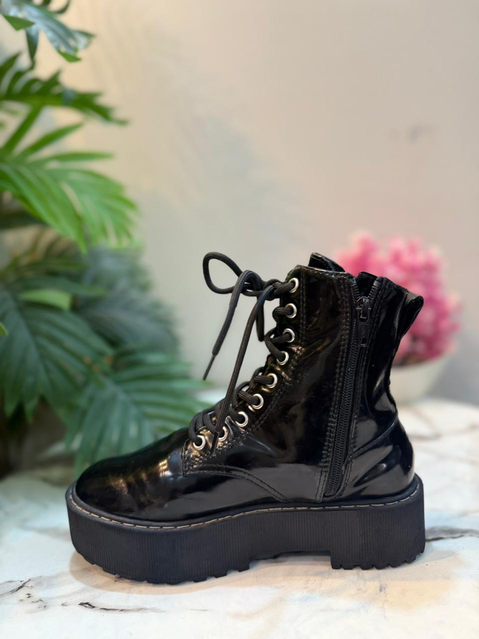 Black patent laceup zipper ankle boot (H&M)
