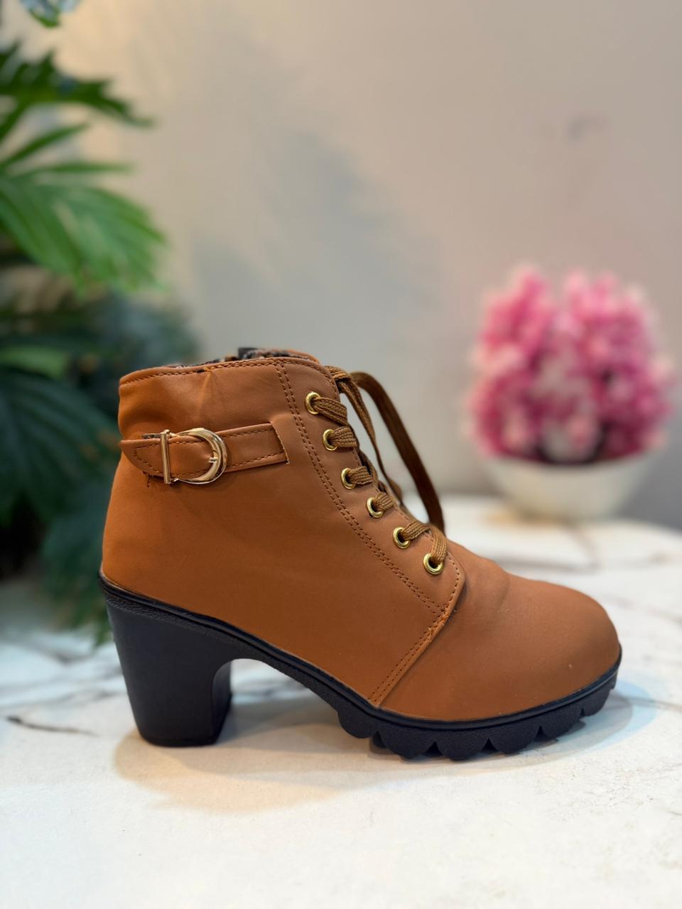 Brown leather laceup zipper ankle boot (Unknown)