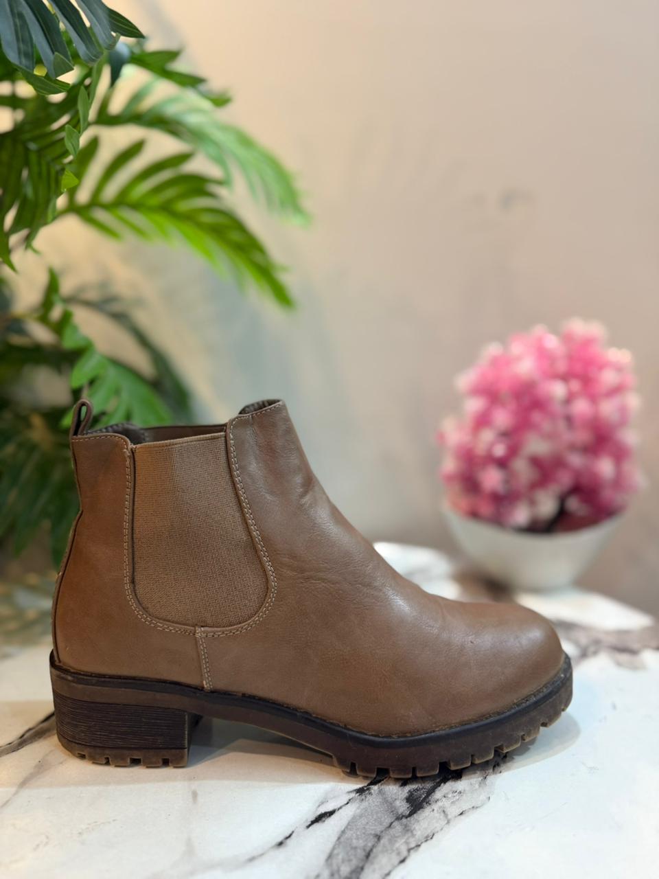 Brown leather ankle boot (Kayla)