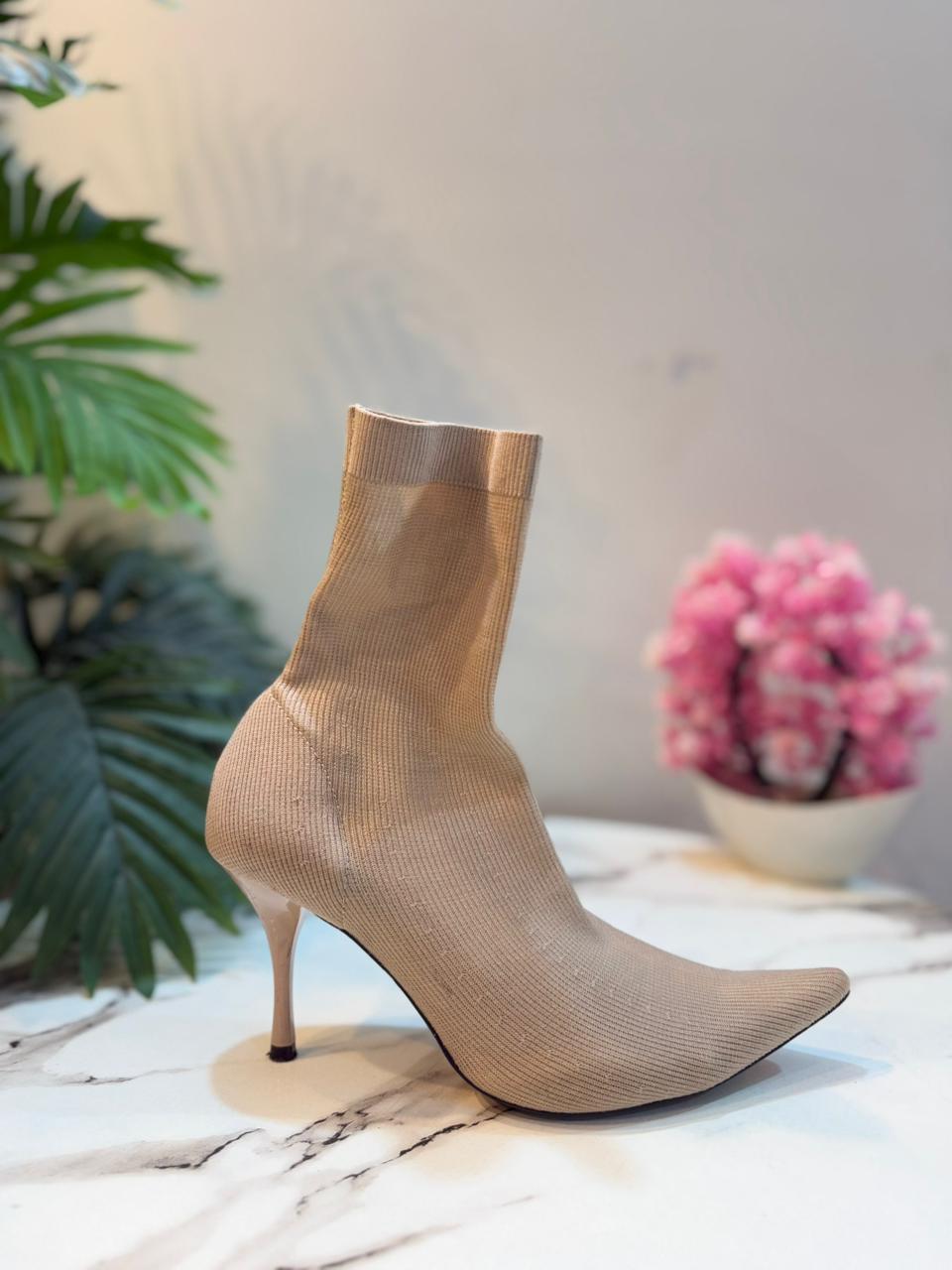 Beige sock ankle boot Brand zara