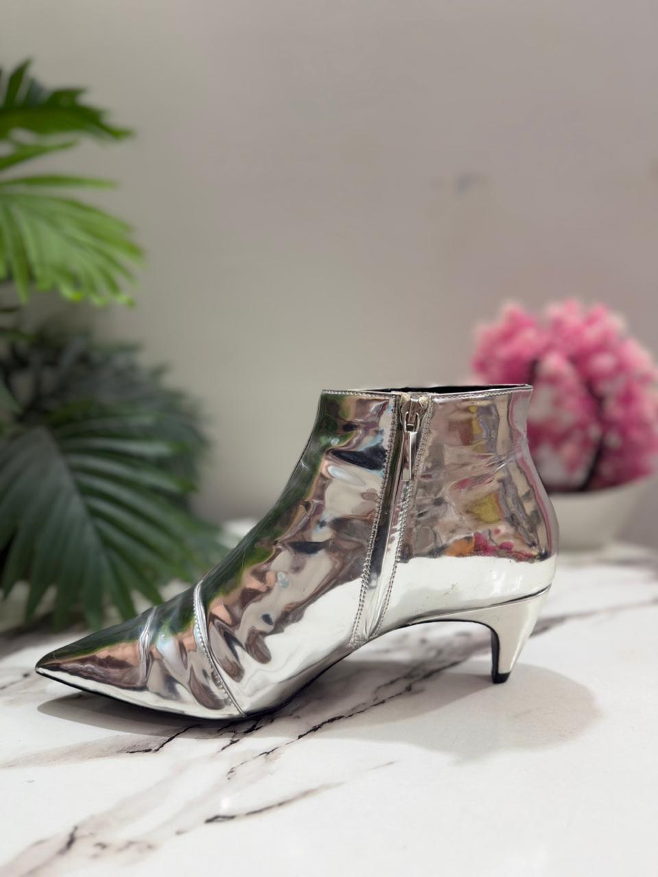 Metallic silver leather zipper ankle boot ( zara )