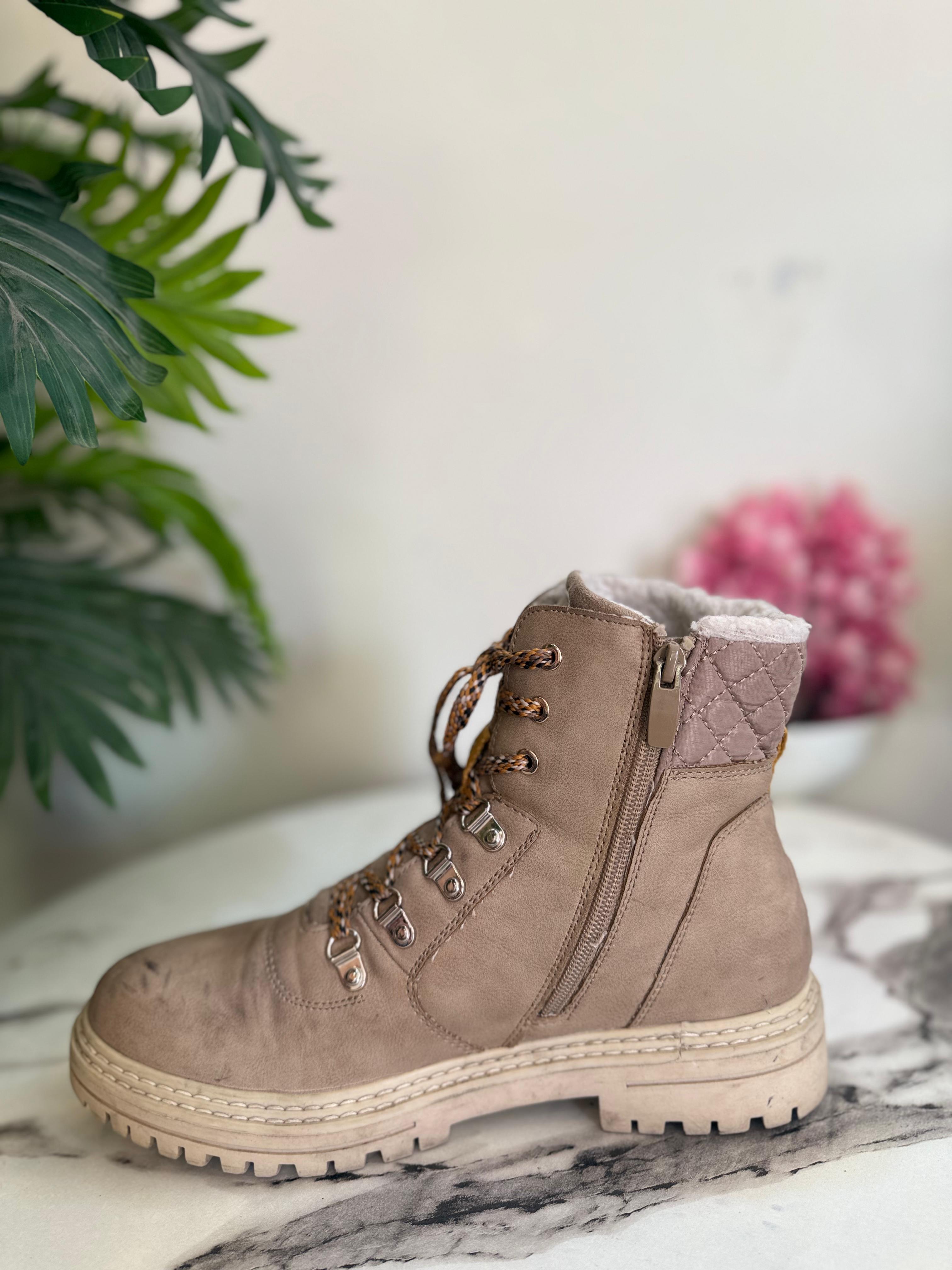 Brown suede lace up ankle boot (Europeanbrand)